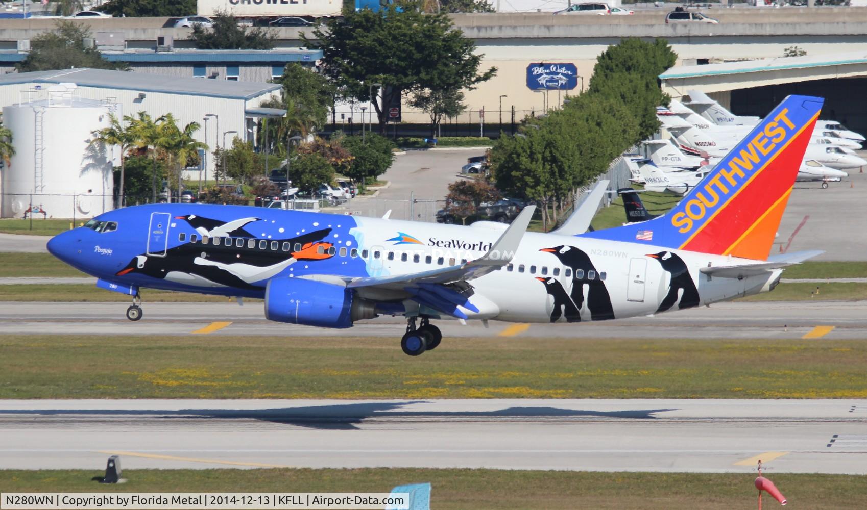 N280WN, 2007 Boeing 737-7H4 C/N 32533, FLL 2014
