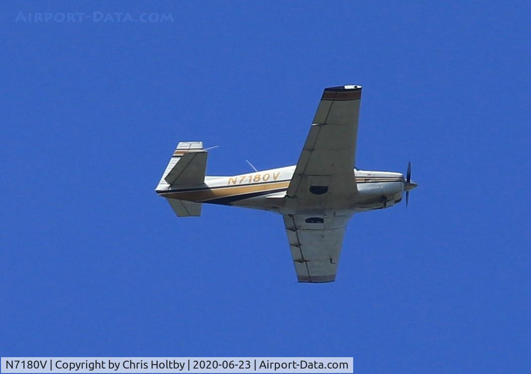 N7180V, 1974 Mooney M20E C/N 21-0060, Going into Biggin Hill