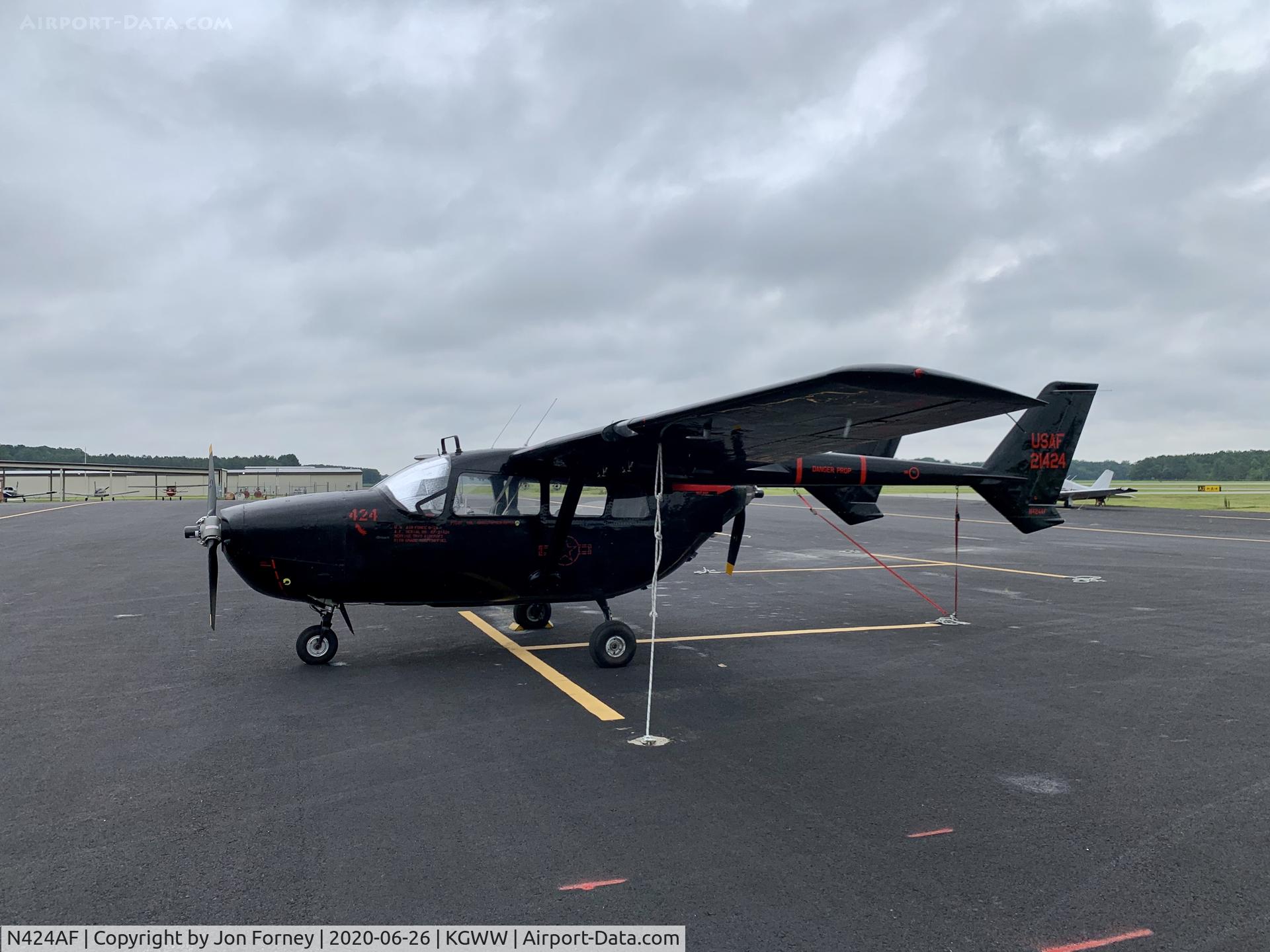 N424AF, 1967 Cessna O-2A Super Skymaster C/N 337M-0130, O-2A