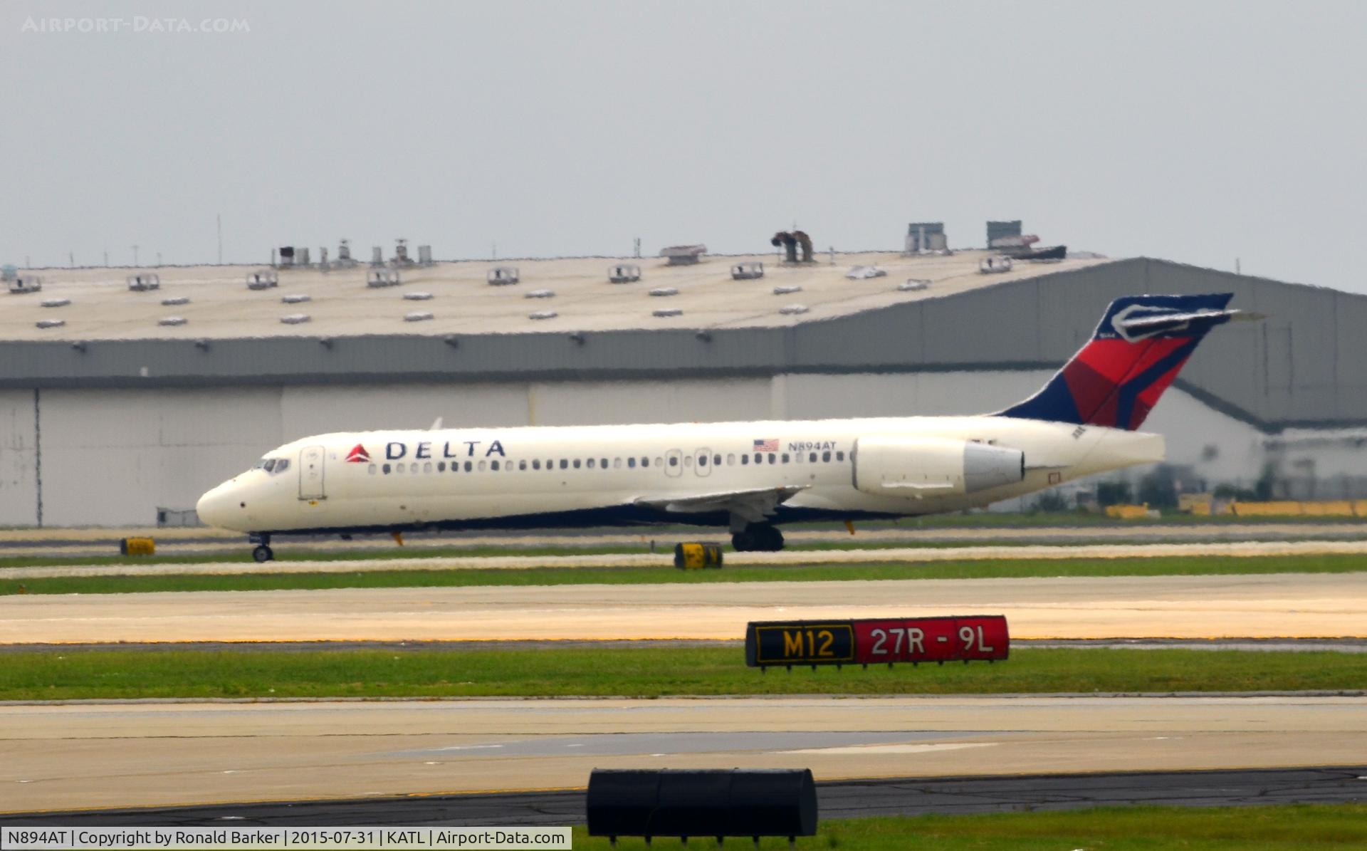 N894AT, 2004 Boeing 717-200 C/N 55046, Taxi Atlanta