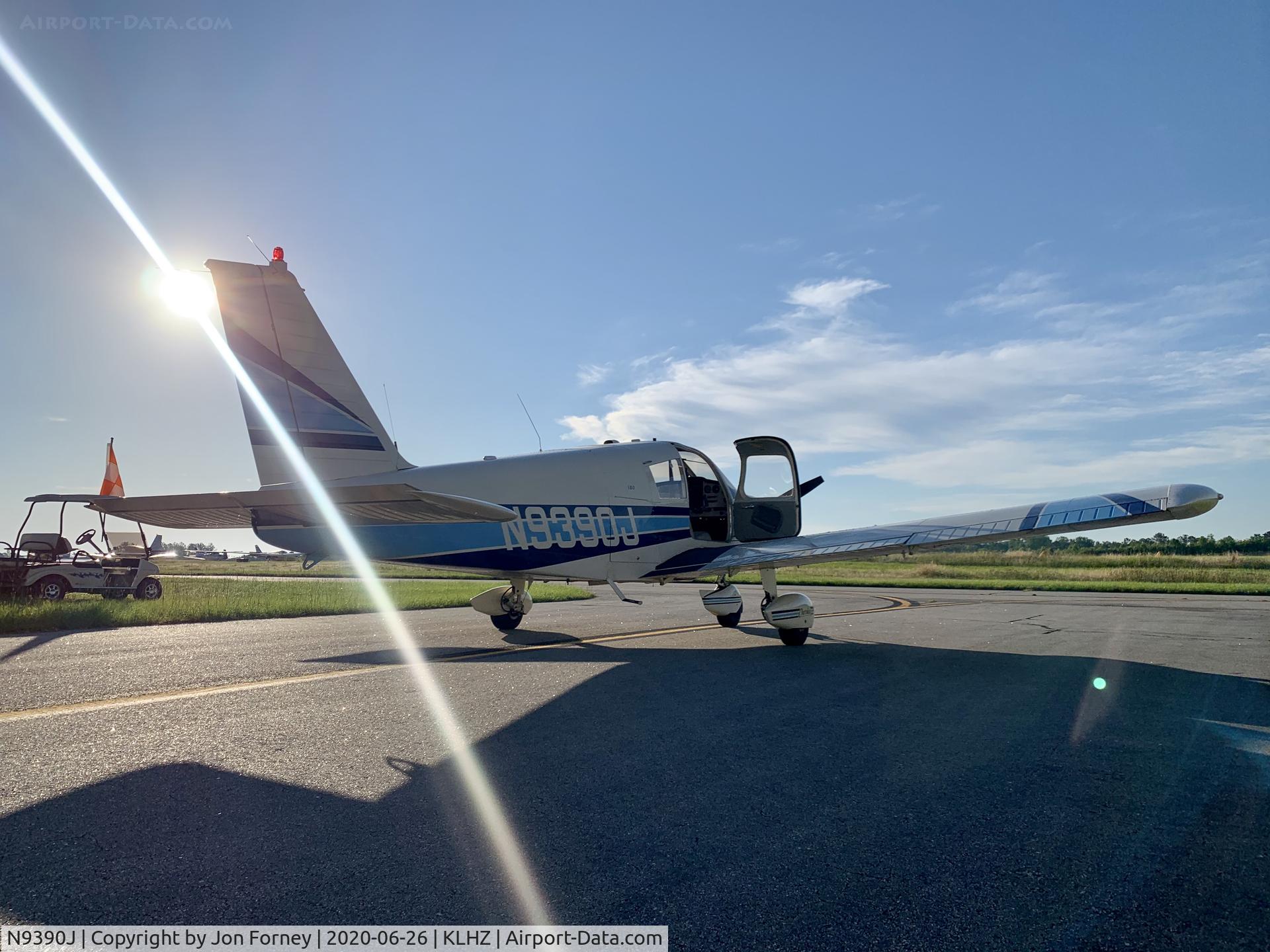 N9390J, 1966 Piper PA-28-180 C/N 28-3491, PA-28-180