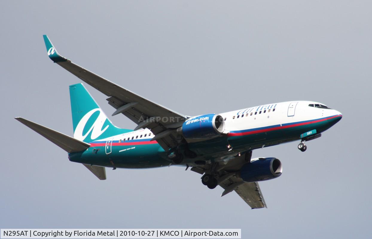 N295AT, 2006 Boeing 737-76N C/N 32677, MCO 2010