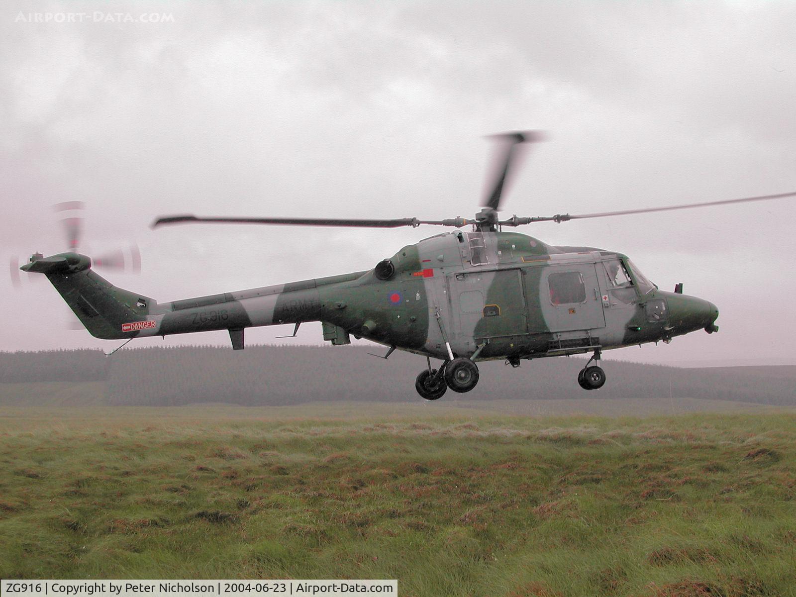 ZG916, 1991 Westland Lynx AH.9 C/N 355, Lynx AH.9, Callsign Army Air 910, of 672 Squadron in action in the Summer of 2004.