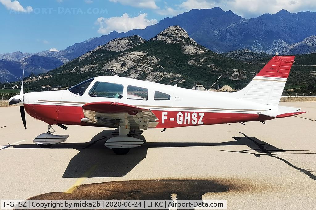 F-GHSZ, Piper PA-28-151 Cherokee Warrior C/N 28-7415698, Parked