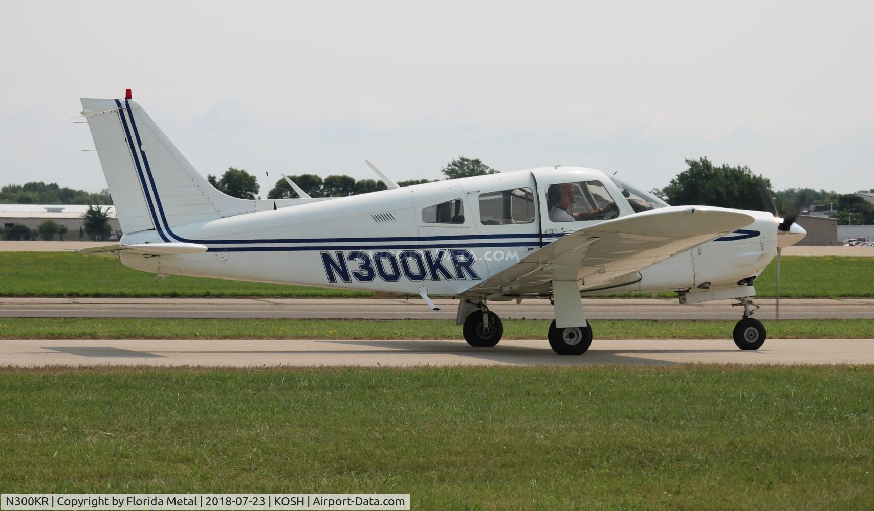 N300KR, 1976 Piper PA-28R-200 C/N 28R-7635210, OSH 2018