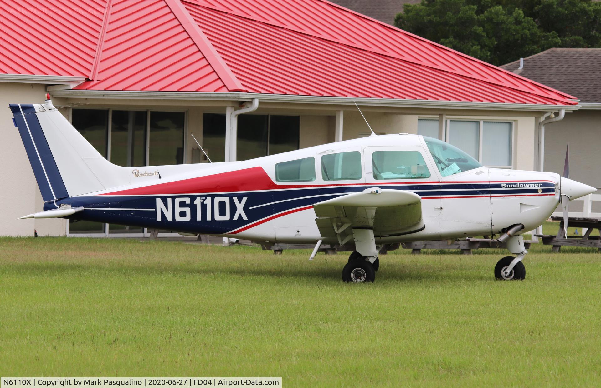 N6110X, 1981 Beech C23 Sundowner 180 C/N M-2347, Beech C23