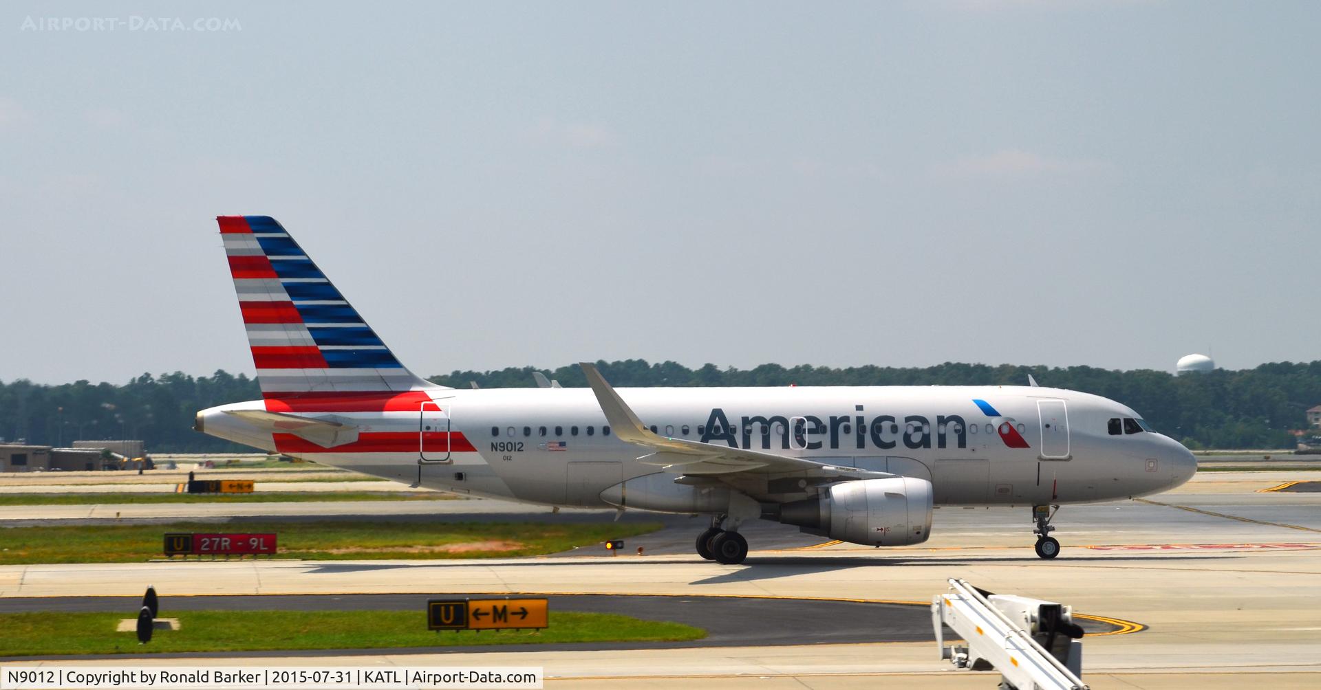 N9012, 2013 Airbus A319-115 C/N 5810, Taxi to gate Atlanta