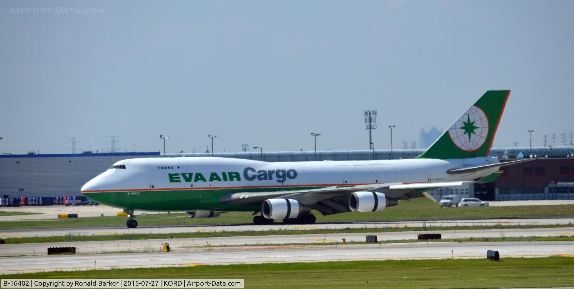 B-16402, 1992 Boeing 747-45E C/N 27063, Taxi O'Hare