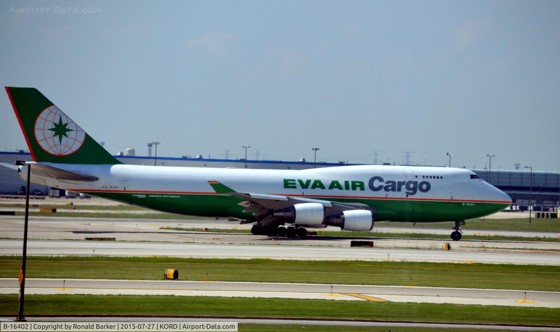 B-16402, 1992 Boeing 747-45E C/N 27063, Taxi O'Hare