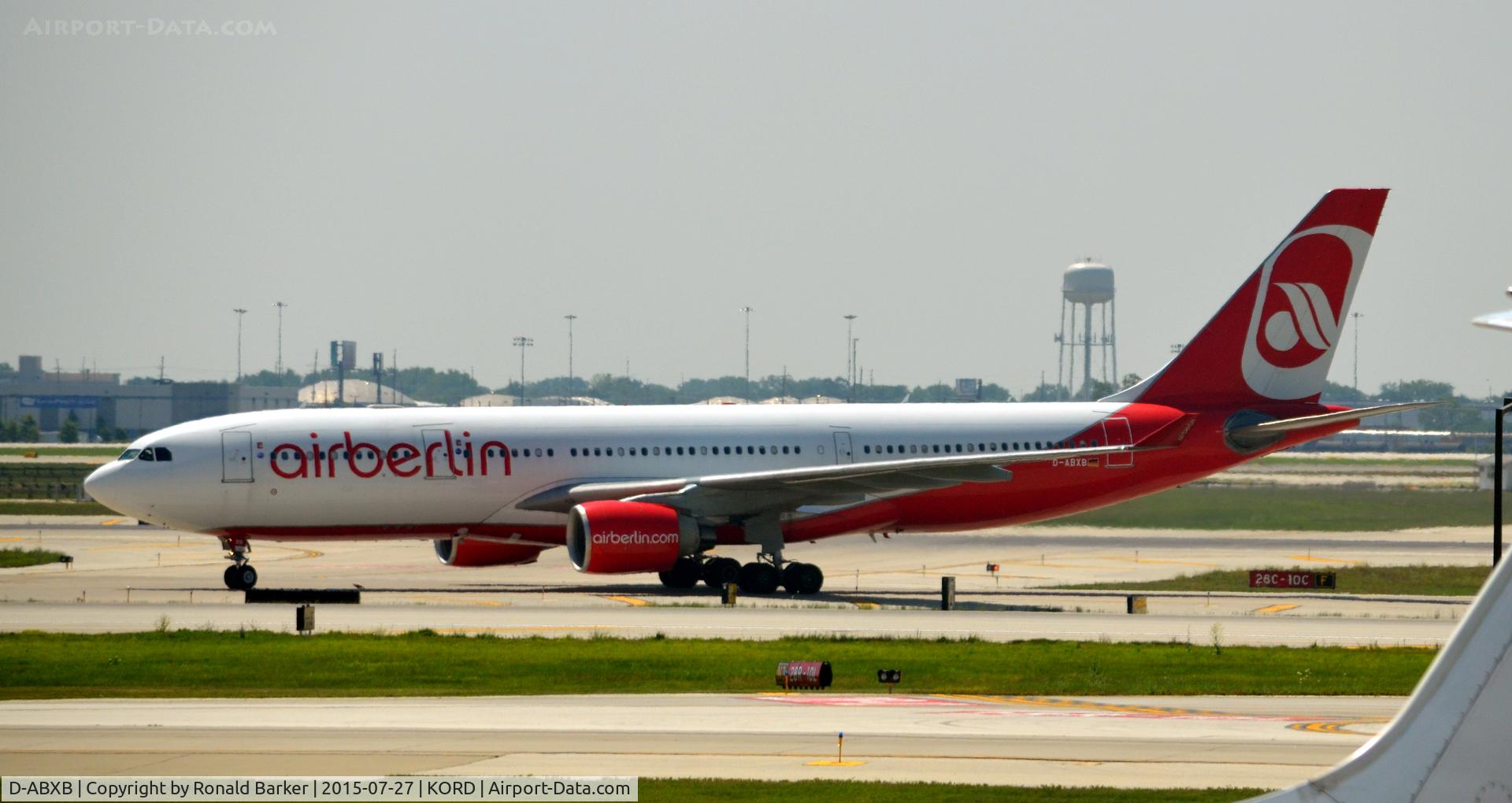 D-ABXB, 2000 Airbus A330-223 C/N 322, Taxi O'Hare