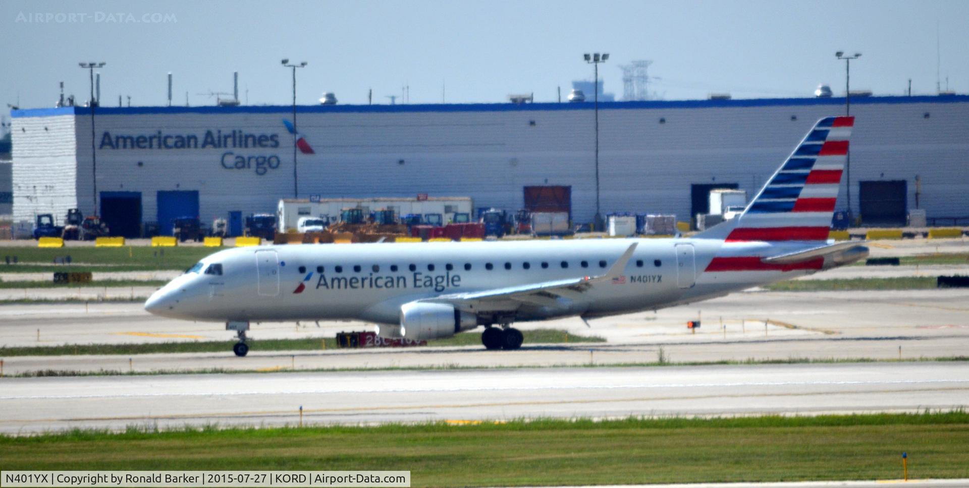 N401YX, 2013 Embraer 175LR (ERJ-170-200LR) C/N 17000363, Taxi O'Hare
