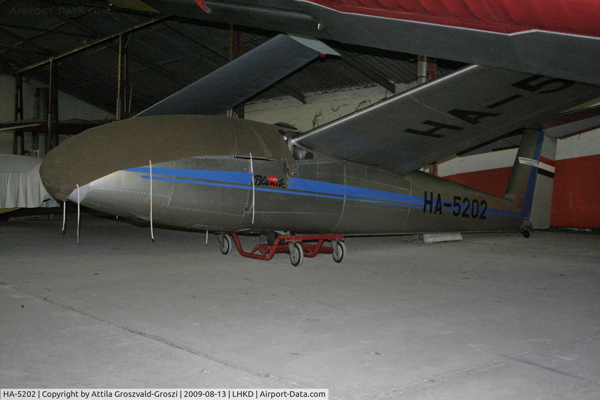 HA-5202, 1989 Let L-23 Super Blanik C/N 897520, LHKD- Kecskéd Airfeld, hungary