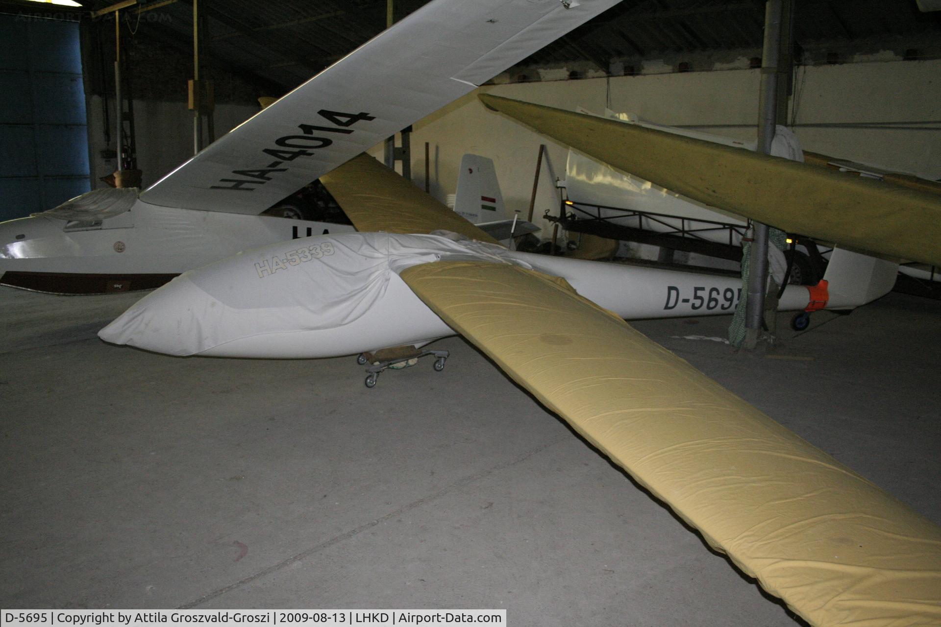 D-5695, Bolkow Phoebus A C/N 749, LHKD- Kecskéd Airfeld, hungary