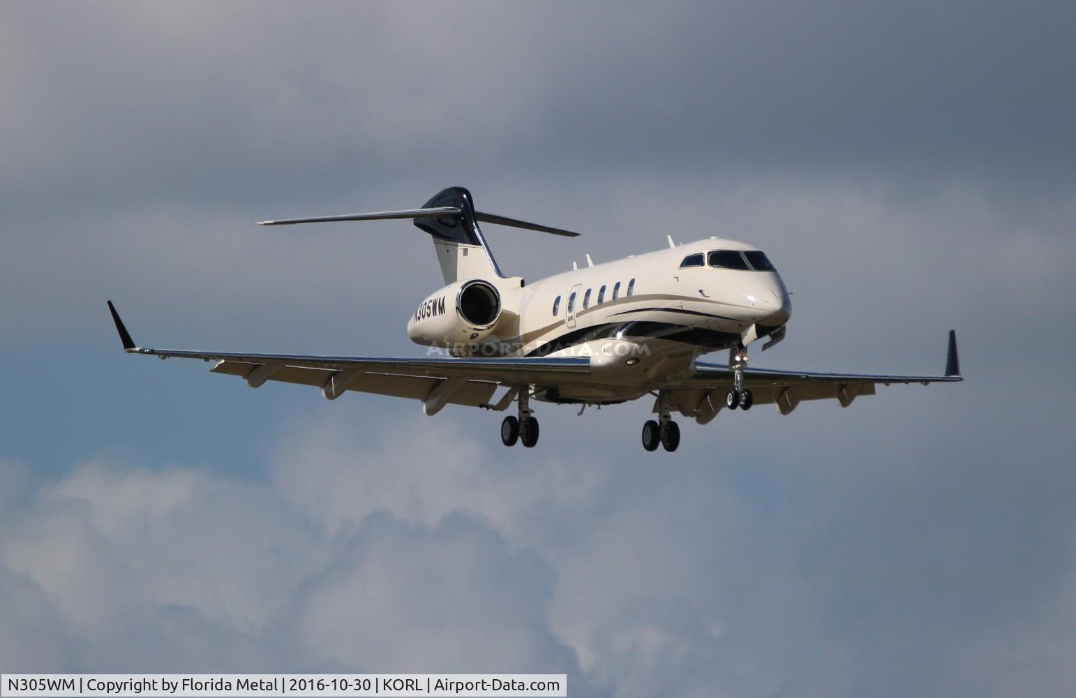 N305WM, 2012 Bombardier Challenger 300 (BD-100-1A10) C/N 20379, NBAA 2016