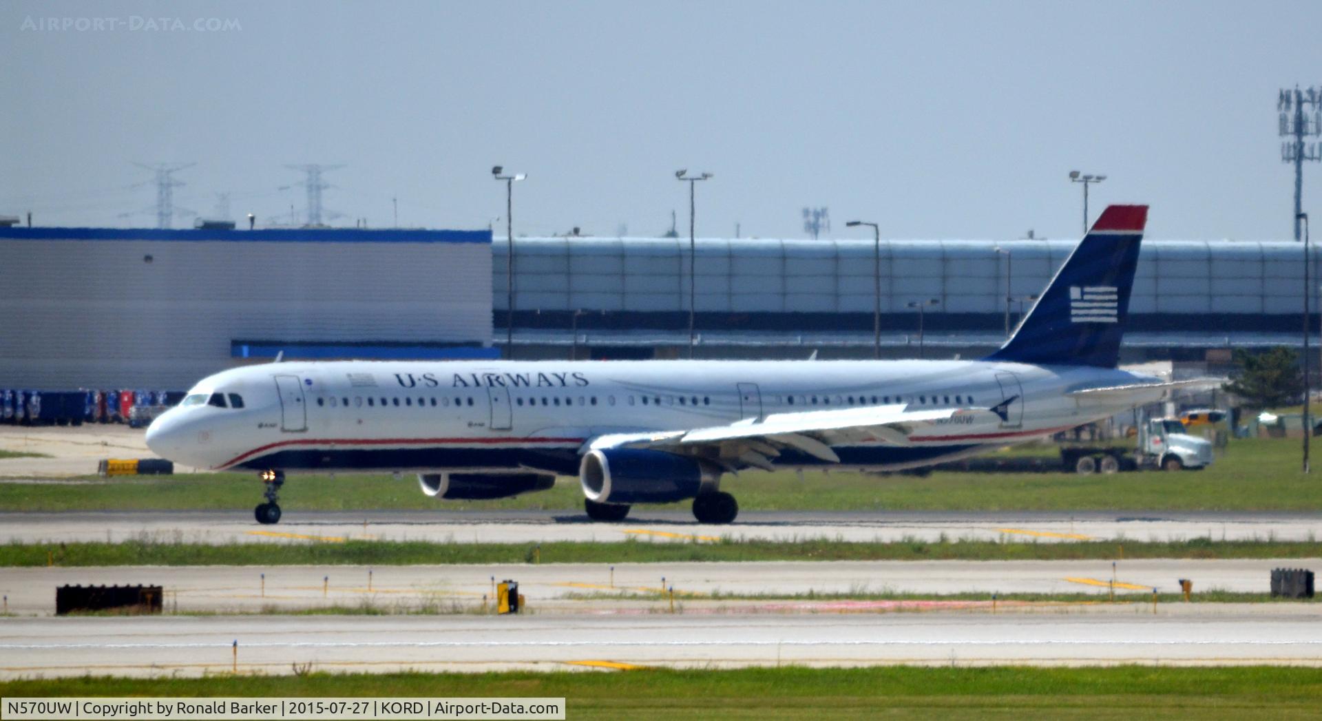 N570UW, 2013 Airbus A321-231 C/N 5795, Taxi O'Hare