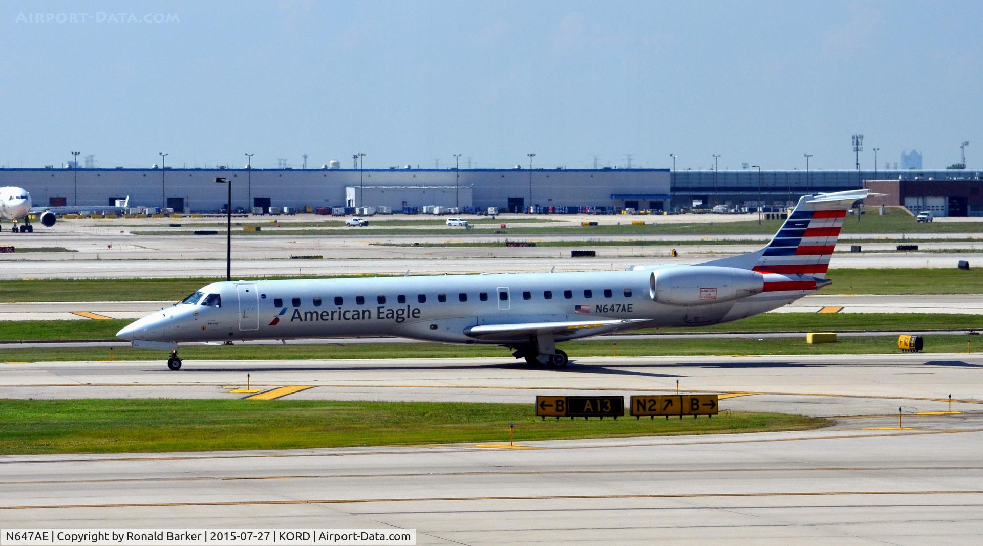 N647AE, 2000 Embraer ERJ-145LR (EMB-145LR) C/N 145222, Taxi O'Hare
