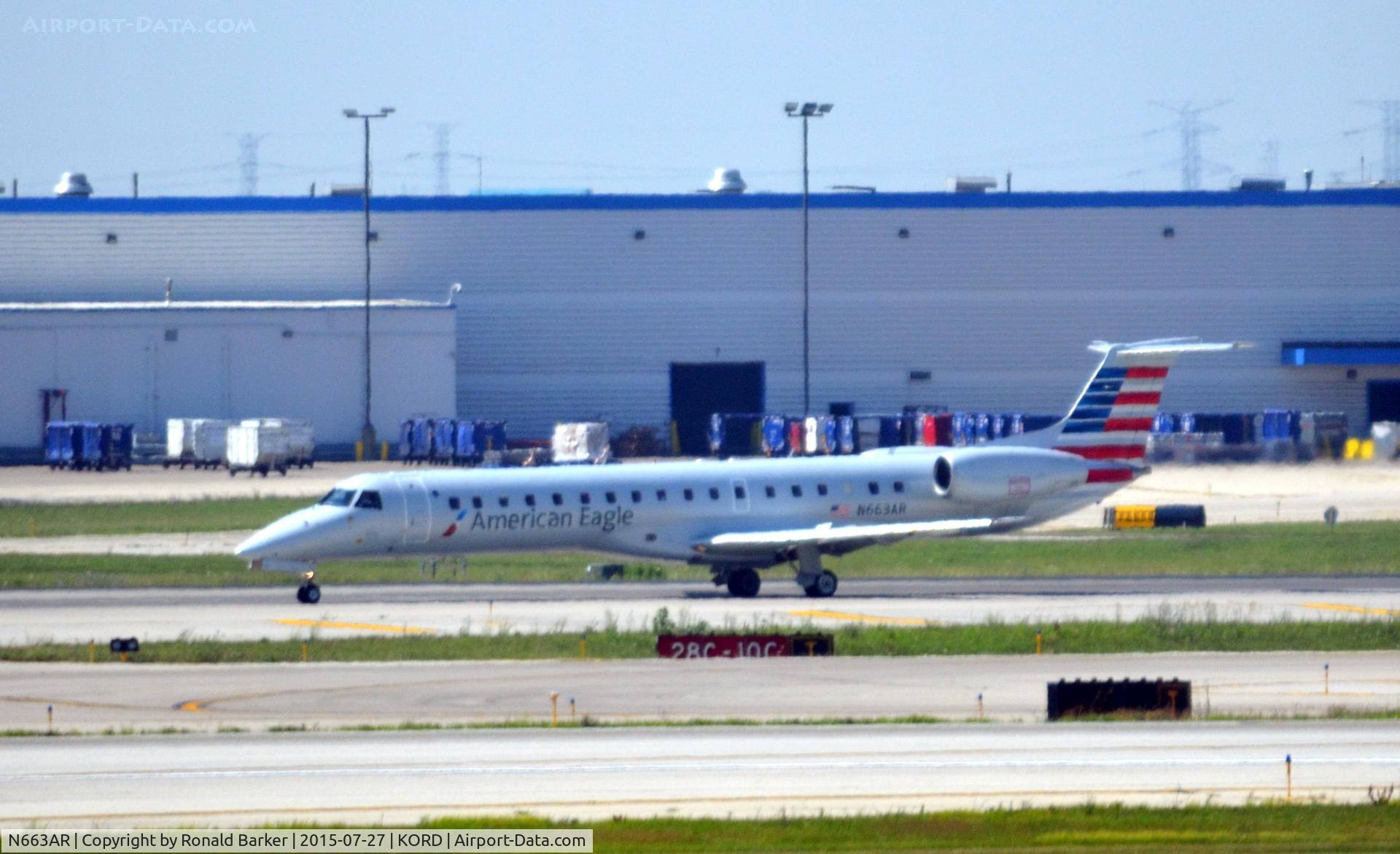 N663AR, 2004 Embraer ERJ-145LR (EMB-145LR) C/N 145778, Landing O'Hare