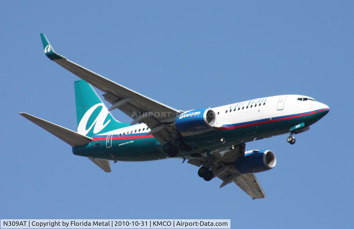 N309AT, 2006 Boeing 737-7BD C/N 33929, MCO 2010