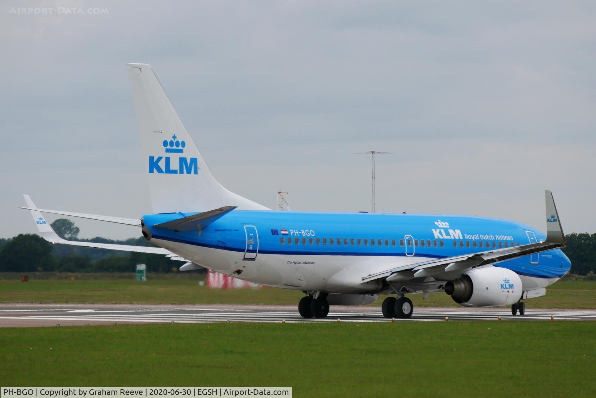 PH-BGO, 2011 Boeing 737-7K2 C/N 38126, Departing from Norwich.
