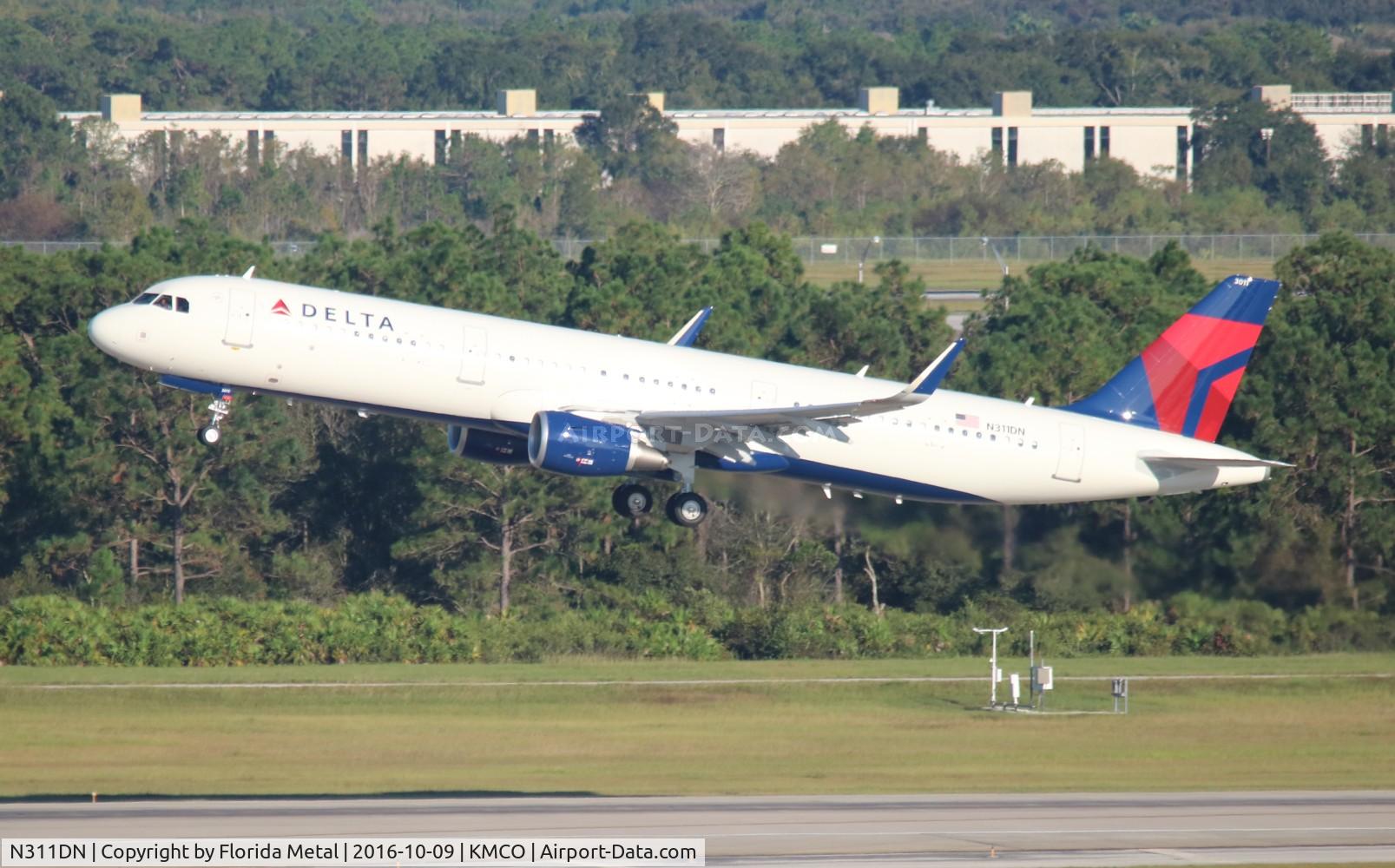 N311DN, 2016 Airbus A321-211 C/N 7304, MCO 2016