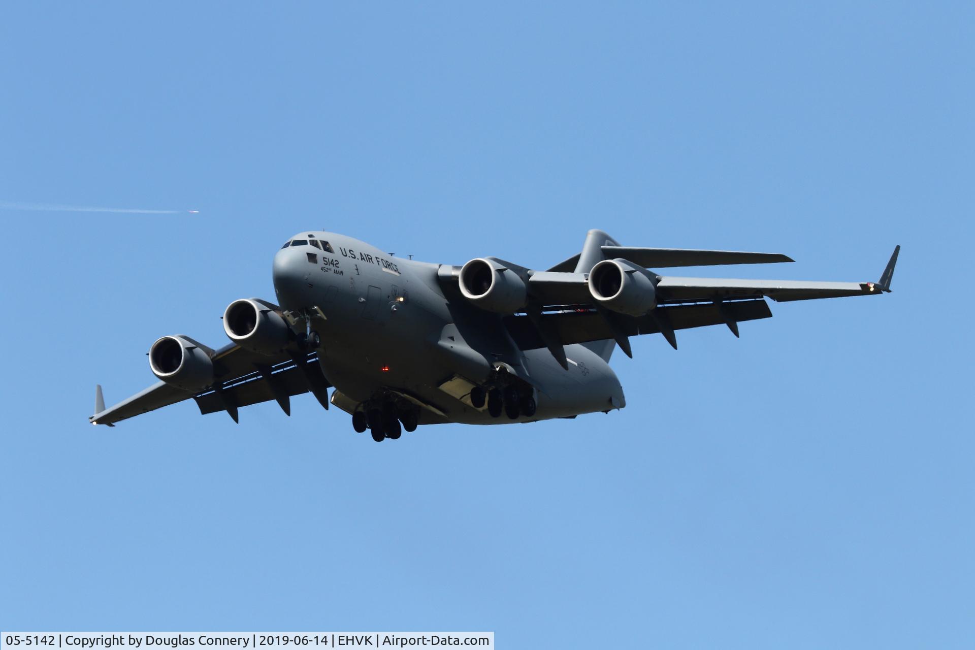 05-5142, 2005 Boeing C-17A Globemaster III C/N P-142, Displaying at the KLU open days at Volkel AB