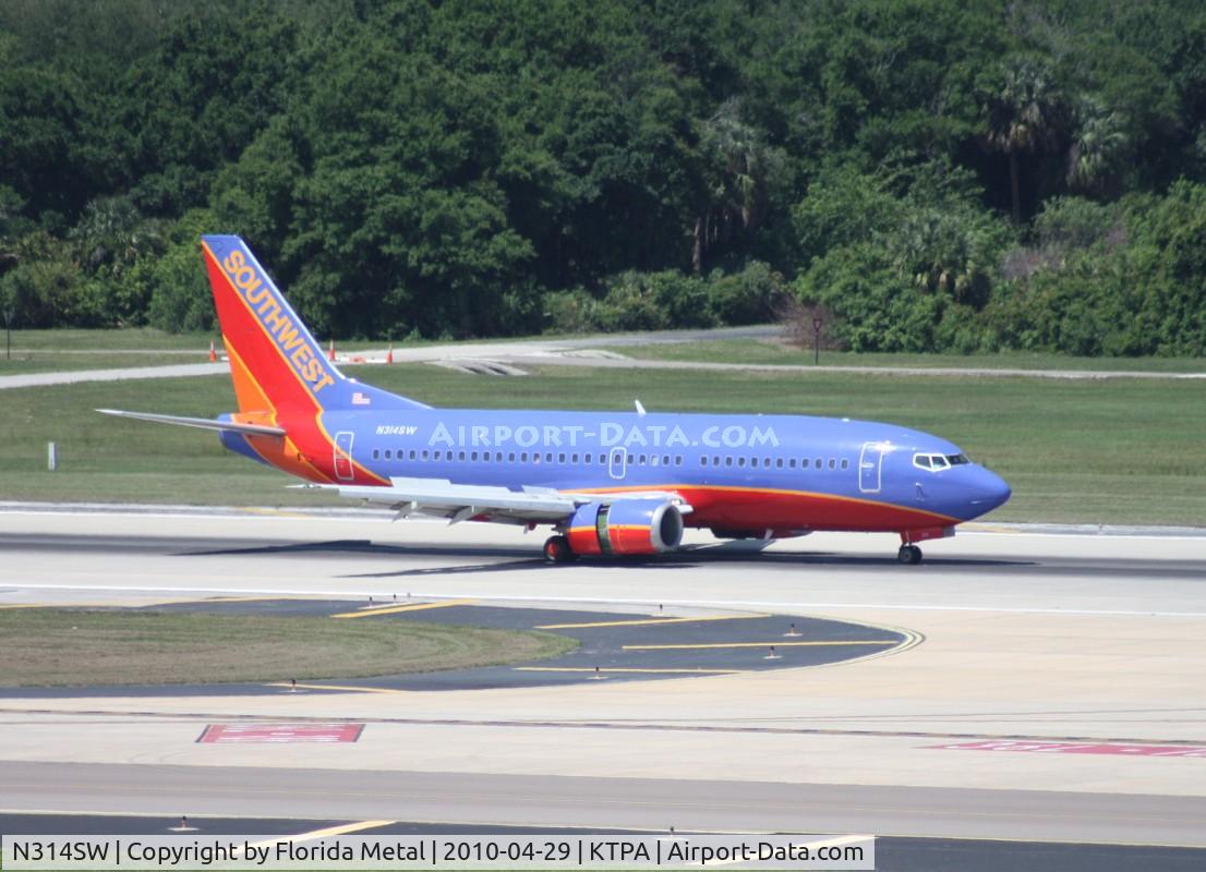 N314SW, 1986 Boeing 737-3H4 C/N 23336, TPA 2010