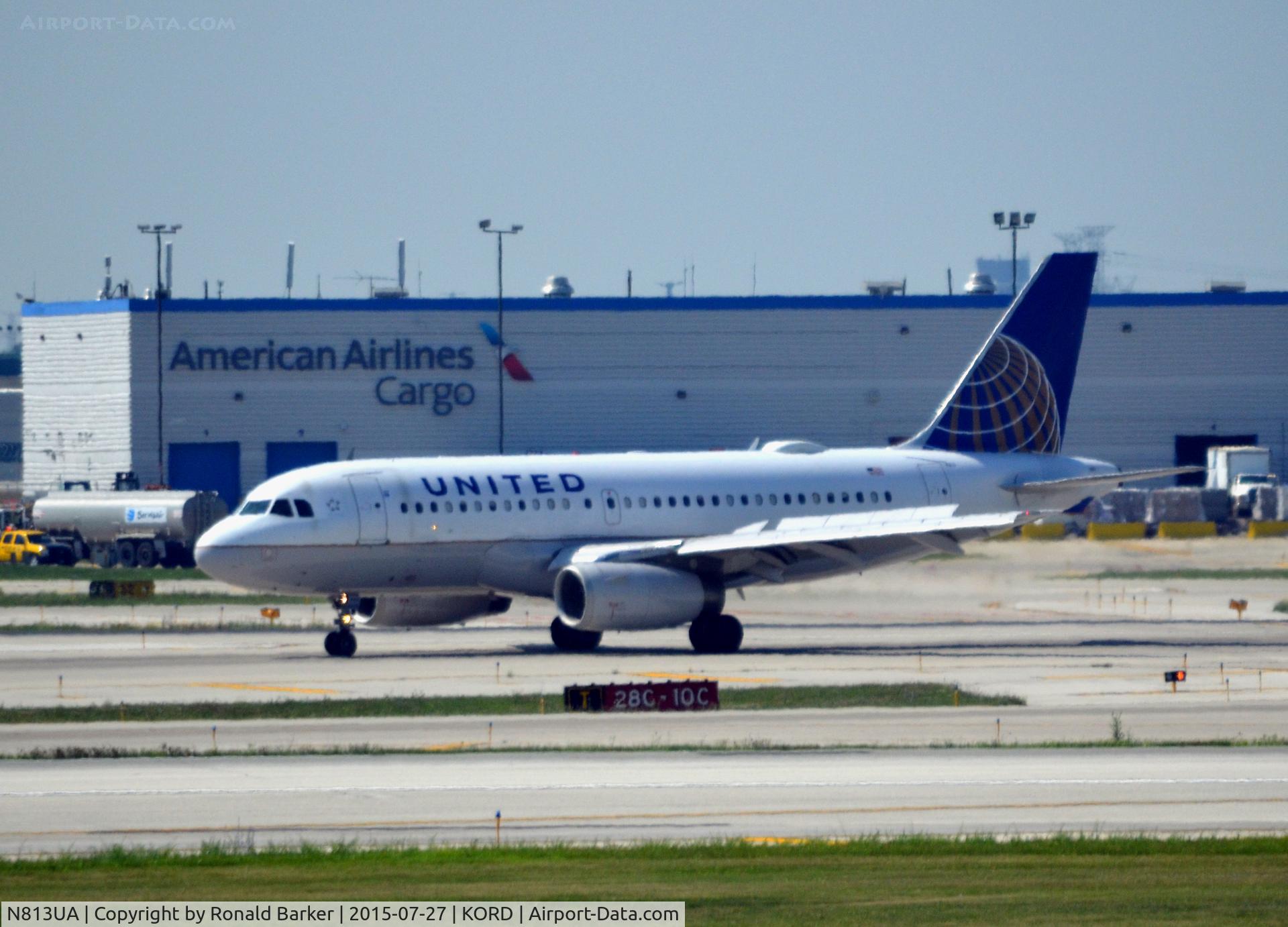 N813UA, 1998 Airbus A319-131 C/N 858, Landing O'Hare