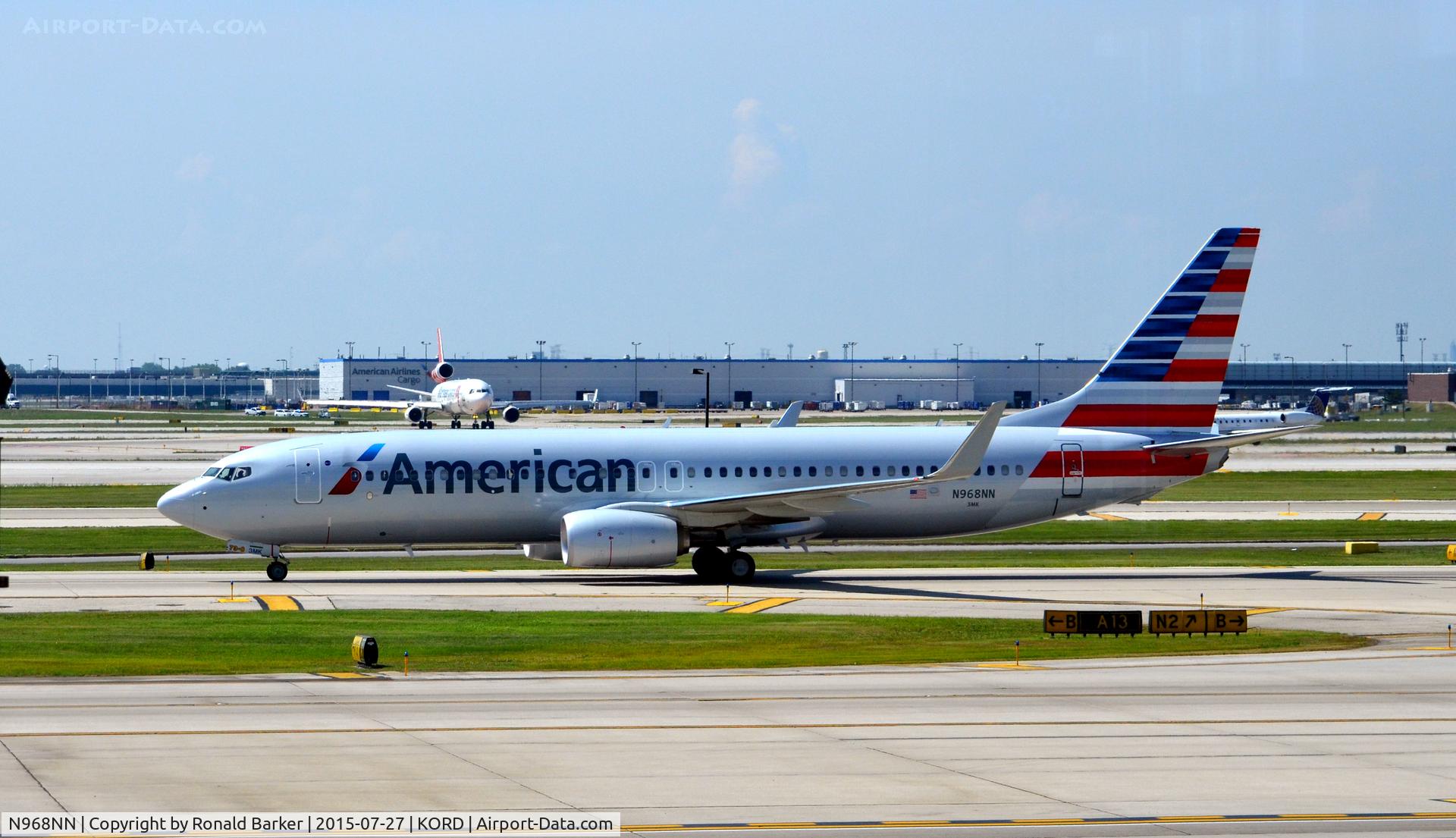 N968NN, 2015 Boeing 737-823 C/N 33241, Taxi O'Hare
