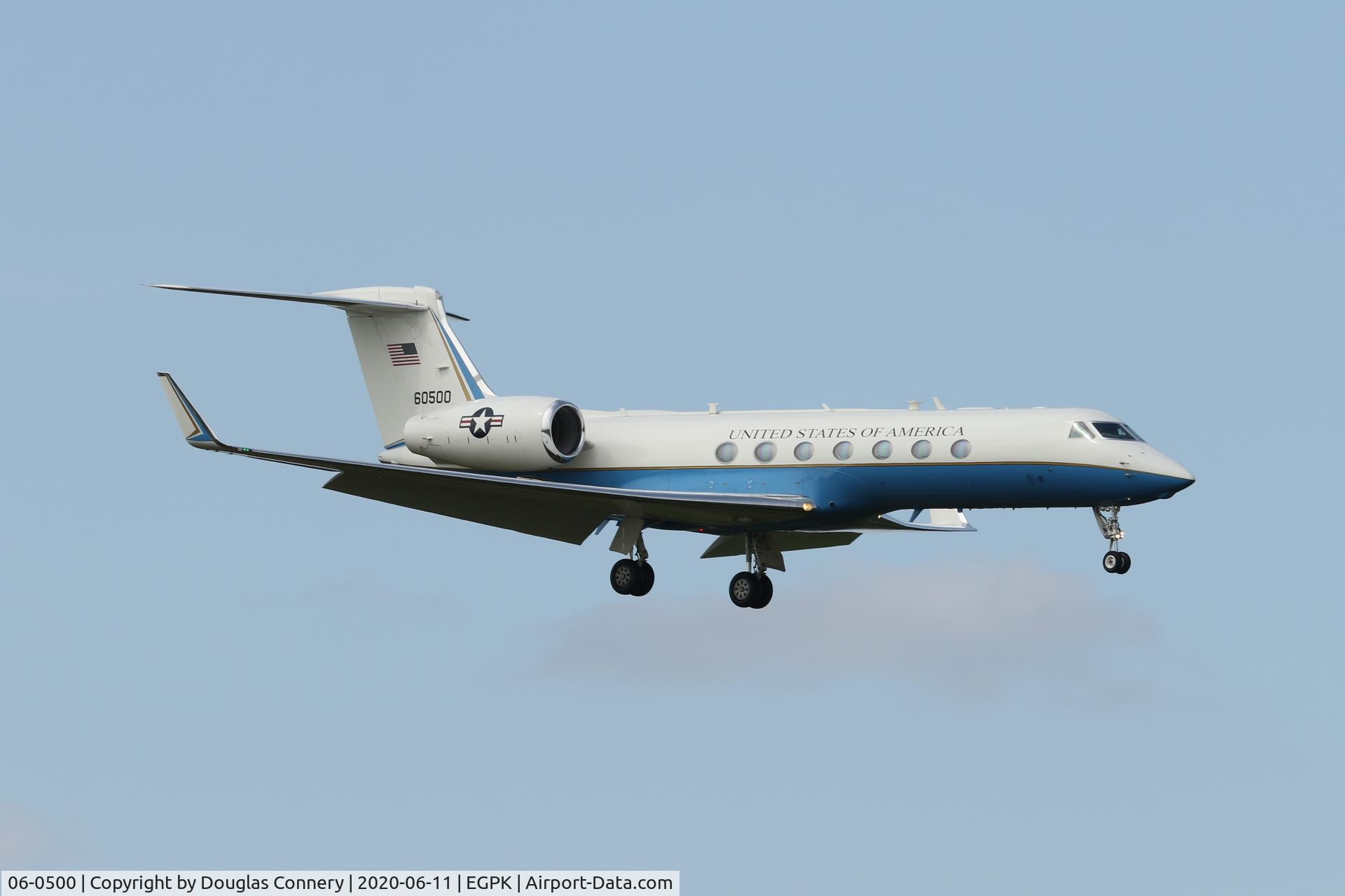 06-0500, 2007 Gulfstream C-37B (GV-SP) C/N 5152, In for a quick gas and go at Prestwick C/S SAM824
