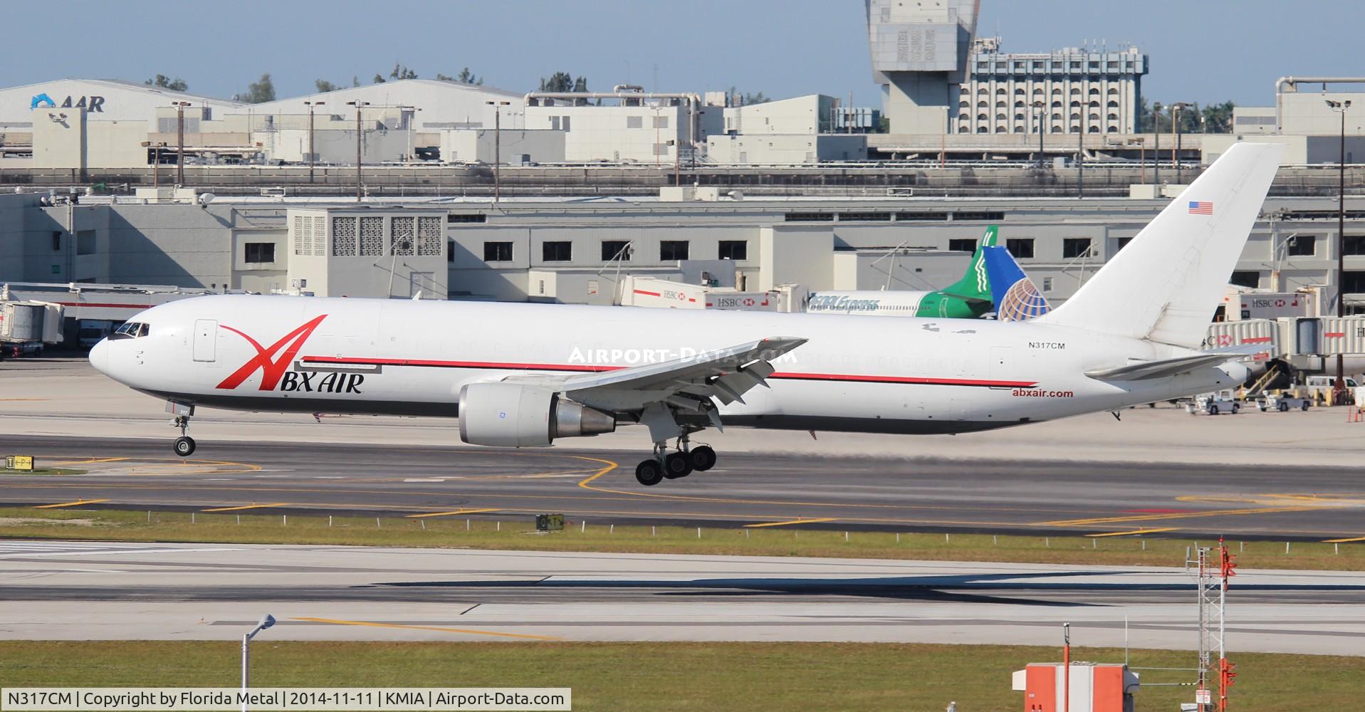 N317CM, 1988 Boeing 767-338 C/N 24317, MIA 2014