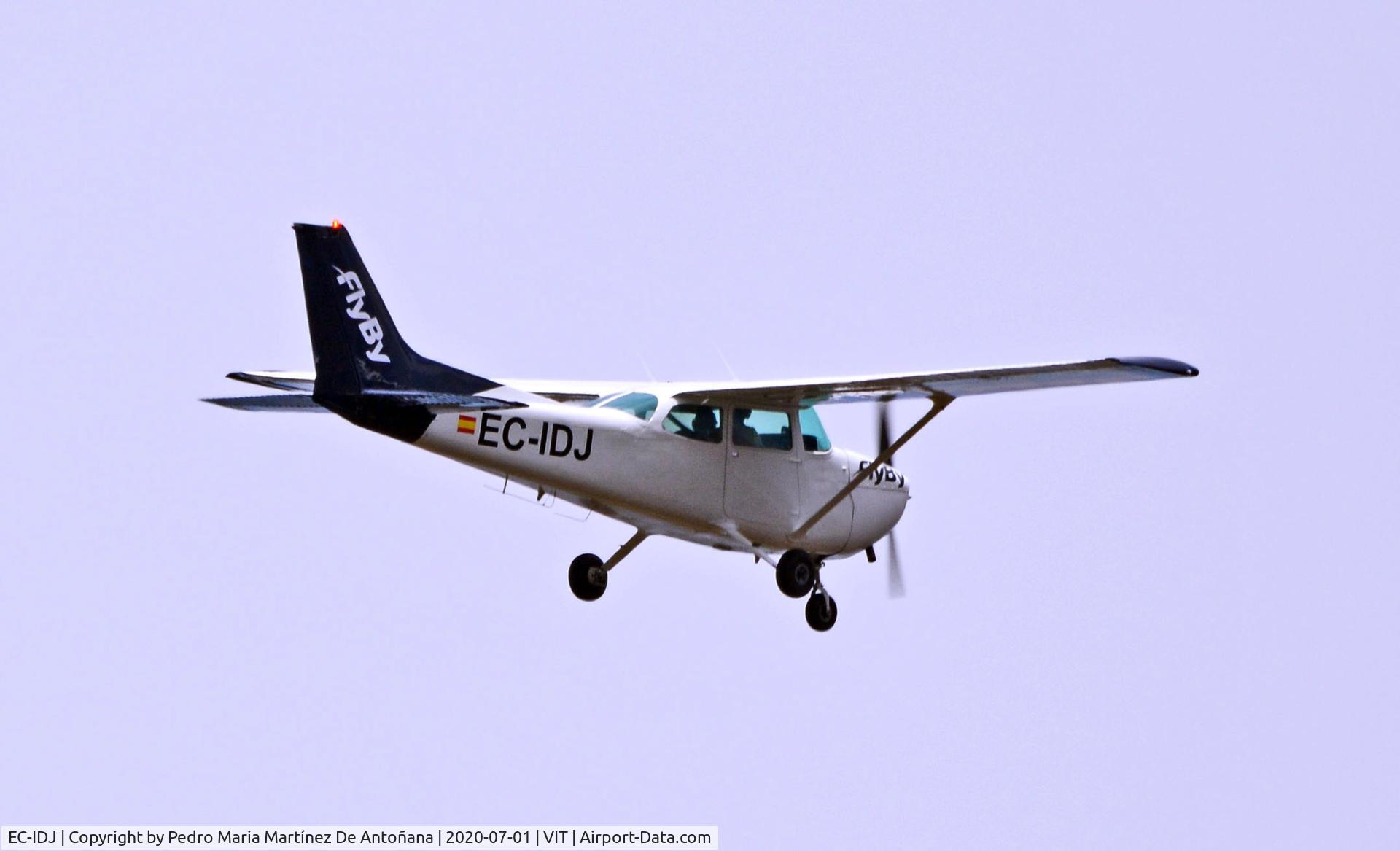 EC-IDJ, 1978 Cessna 172N Skyhawk C/N 172-71569, Aeropuerto de Foronda - Vitoria-Gasteiz - Euskadi - España