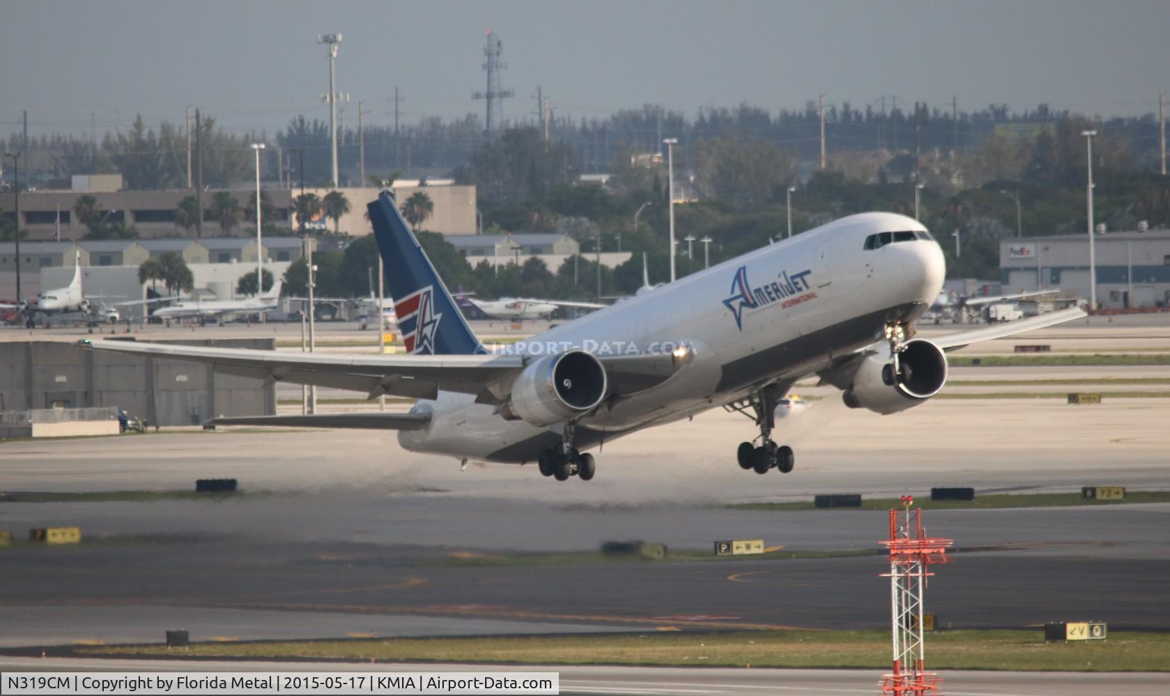 N319CM, 1988 Boeing 767-338 C/N 24407, MIA 2015