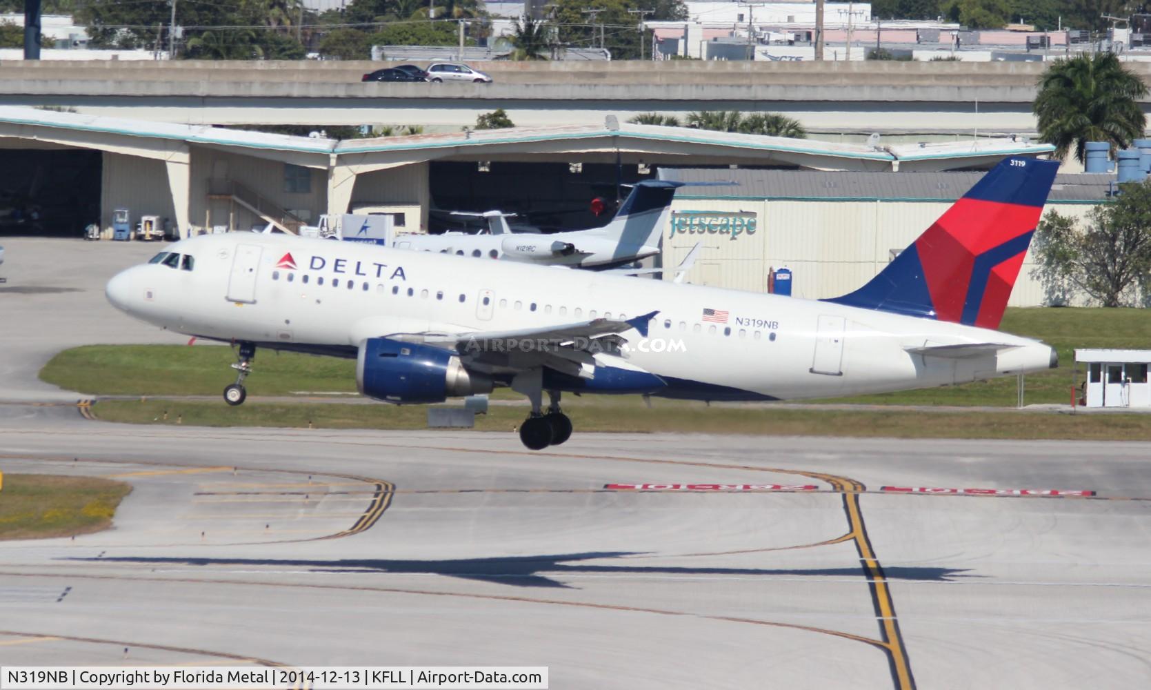 N319NB, 2000 Airbus A319-114 C/N 1346, FLL 2014