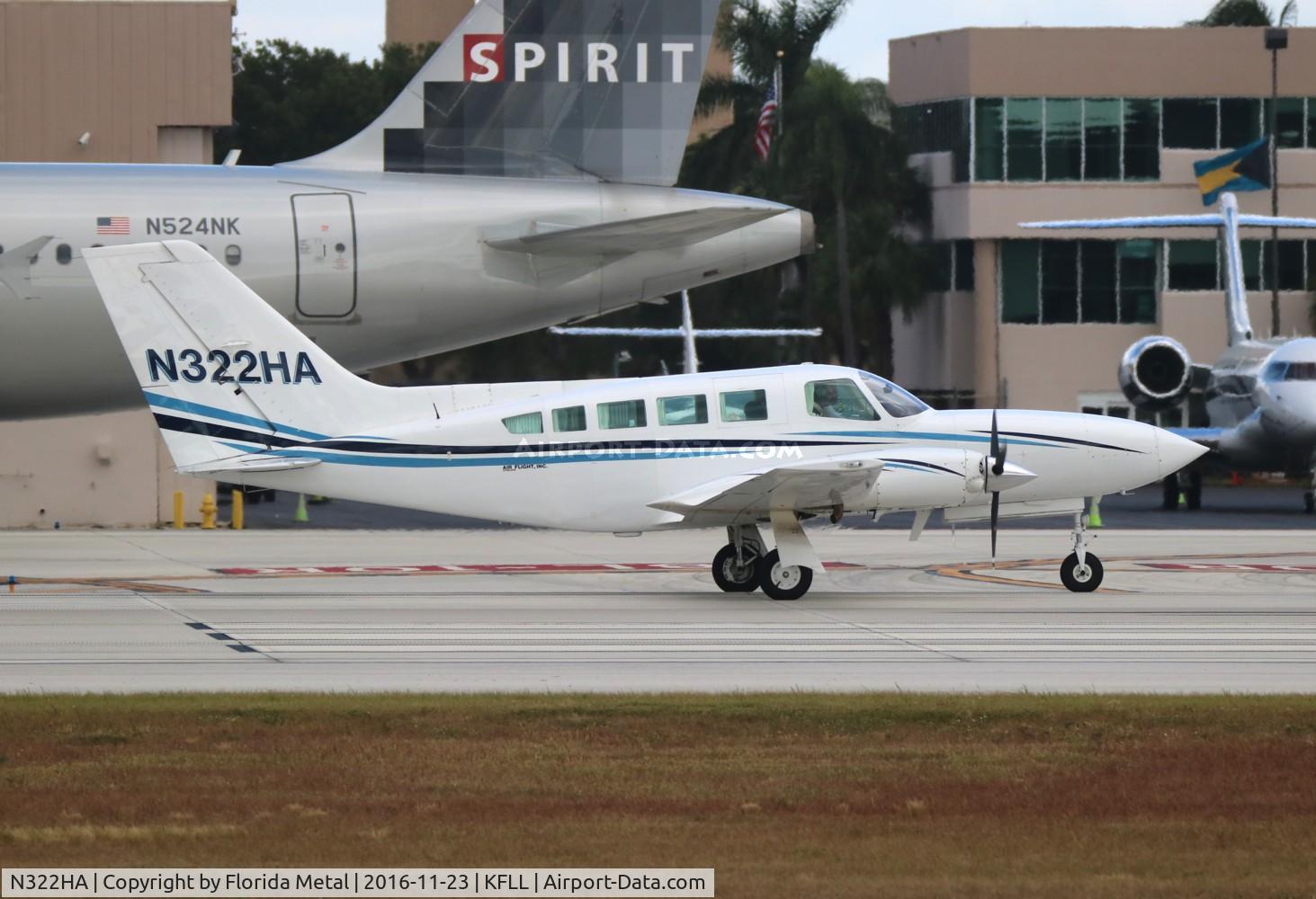 N322HA, Cessna 402C C/N 402C0418, FLL 2016