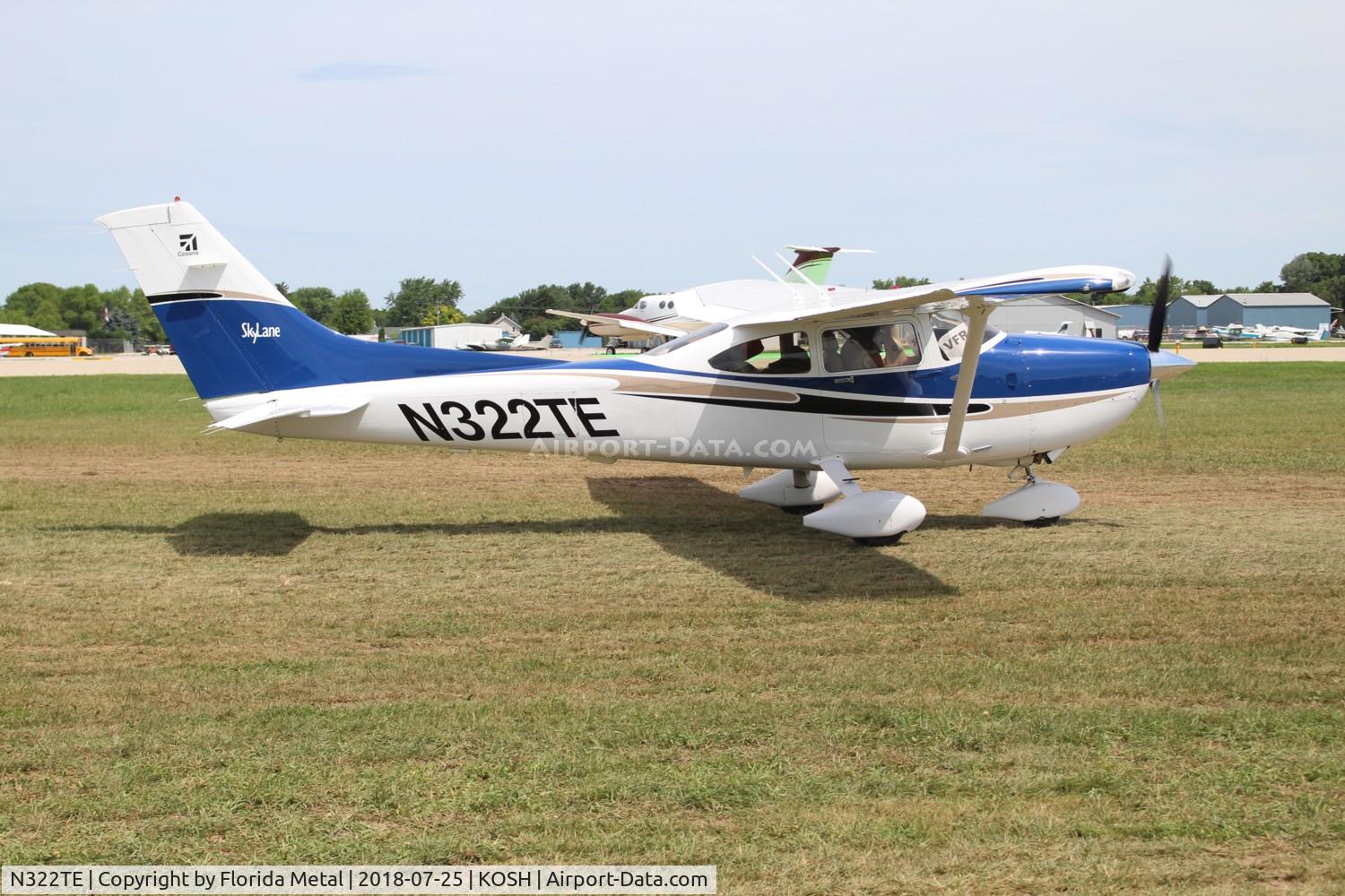 N322TE, 2004 Cessna 182T Skylane C/N 18281372, OSH 2018