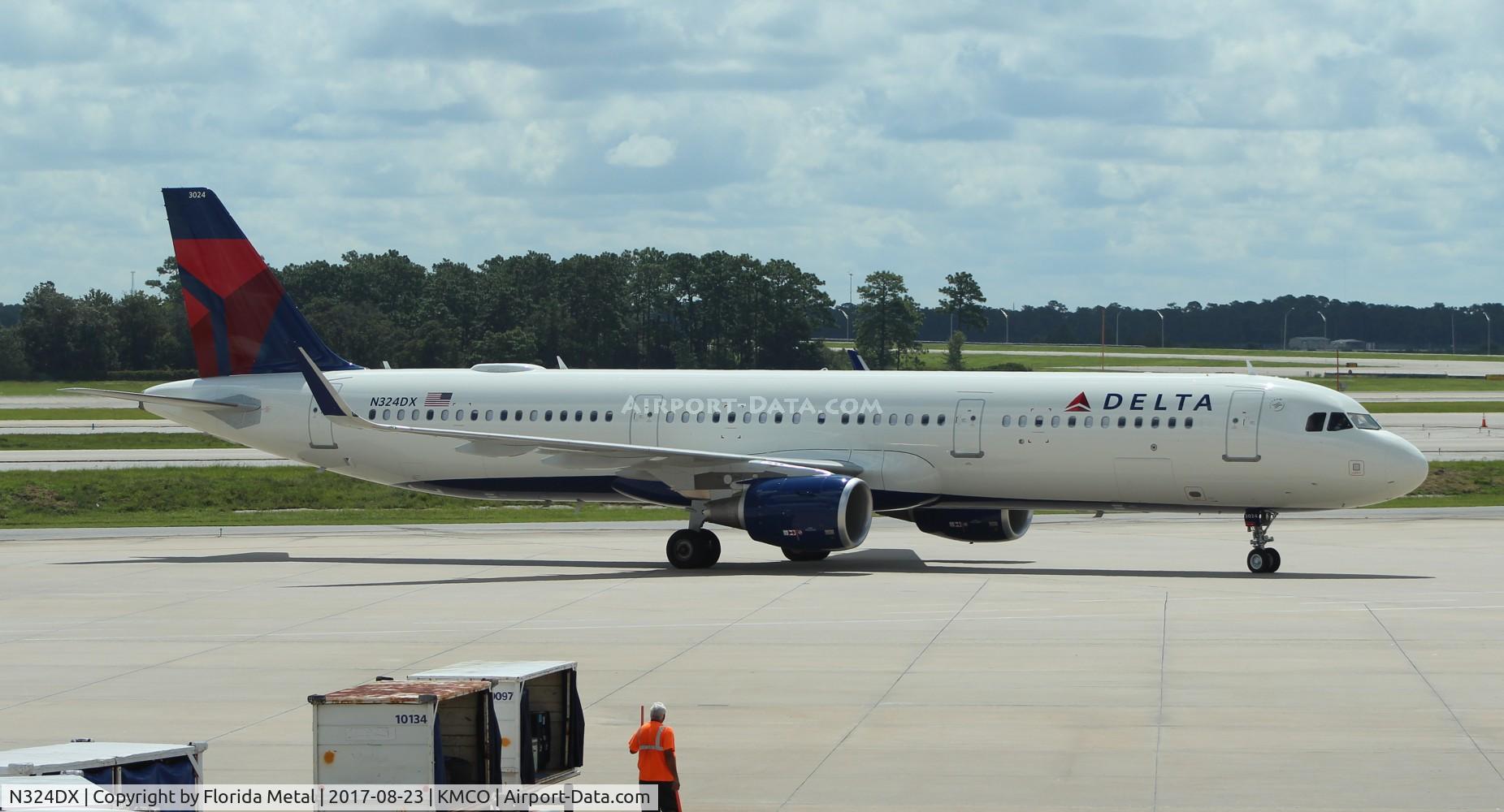 N324DX, 2017 Airbus A321-211 C/N 7765, MCO 2017