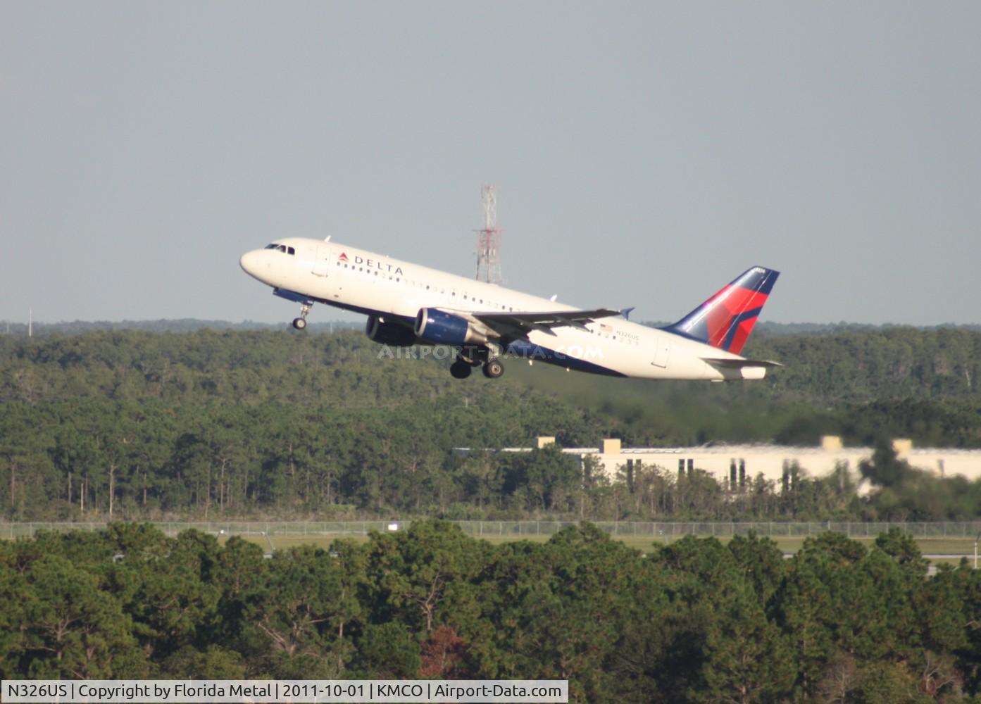N326US, 1992 Airbus A320-211 C/N 282, MCO 2011