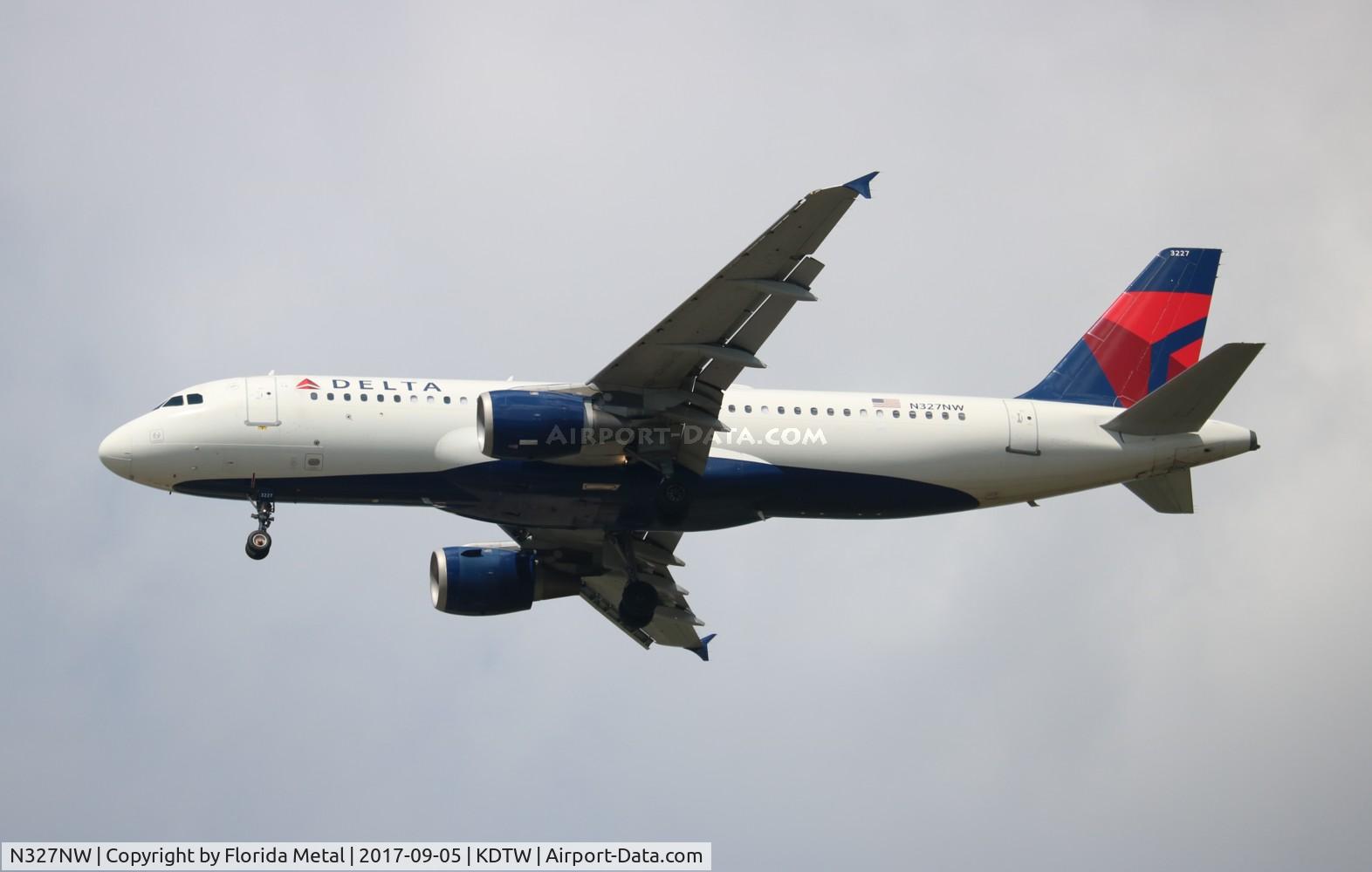 N327NW, 1992 Airbus A320-211 C/N 297, DTW 2017