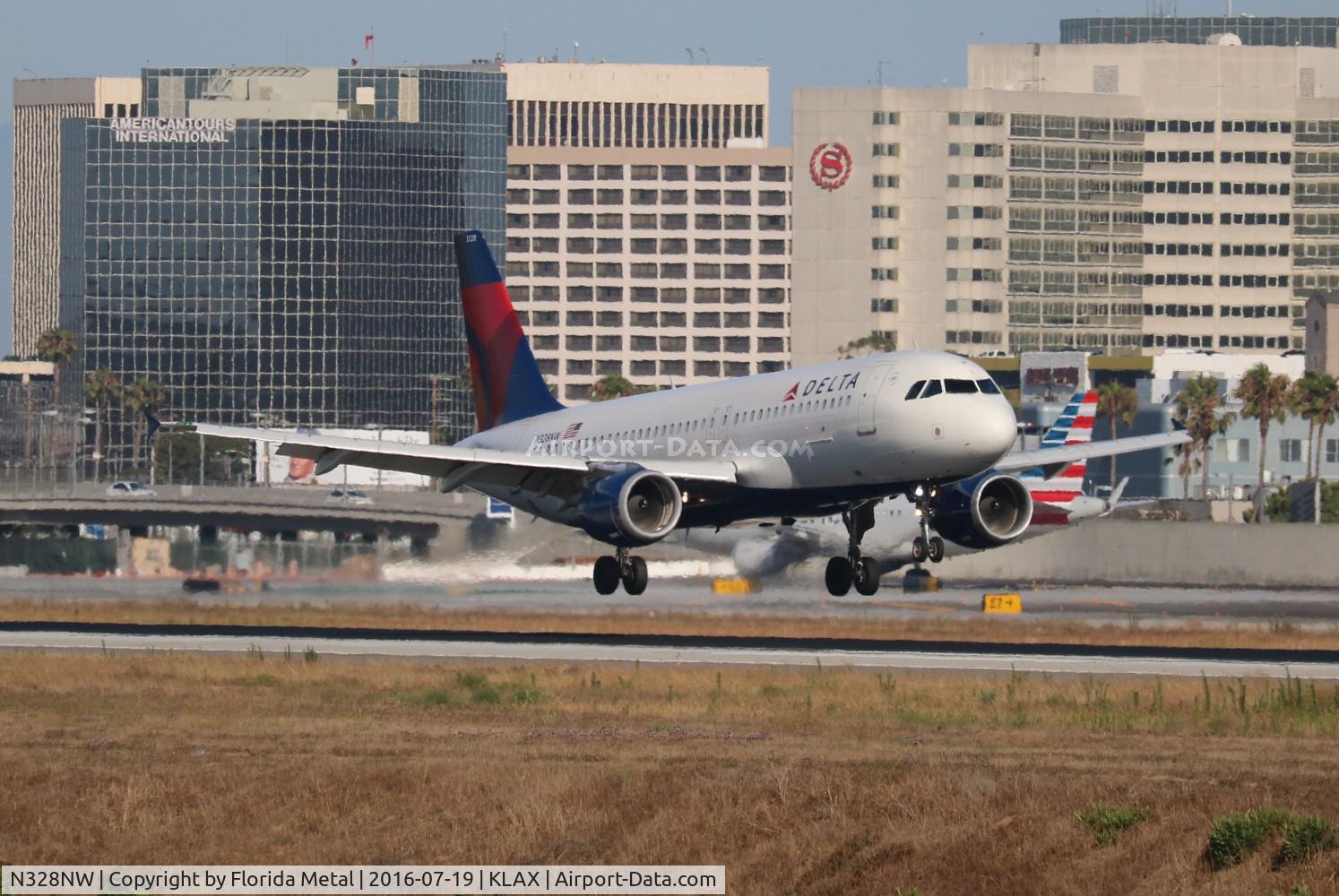 N328NW, 1992 Airbus A320-211 C/N 298, LAX 2016