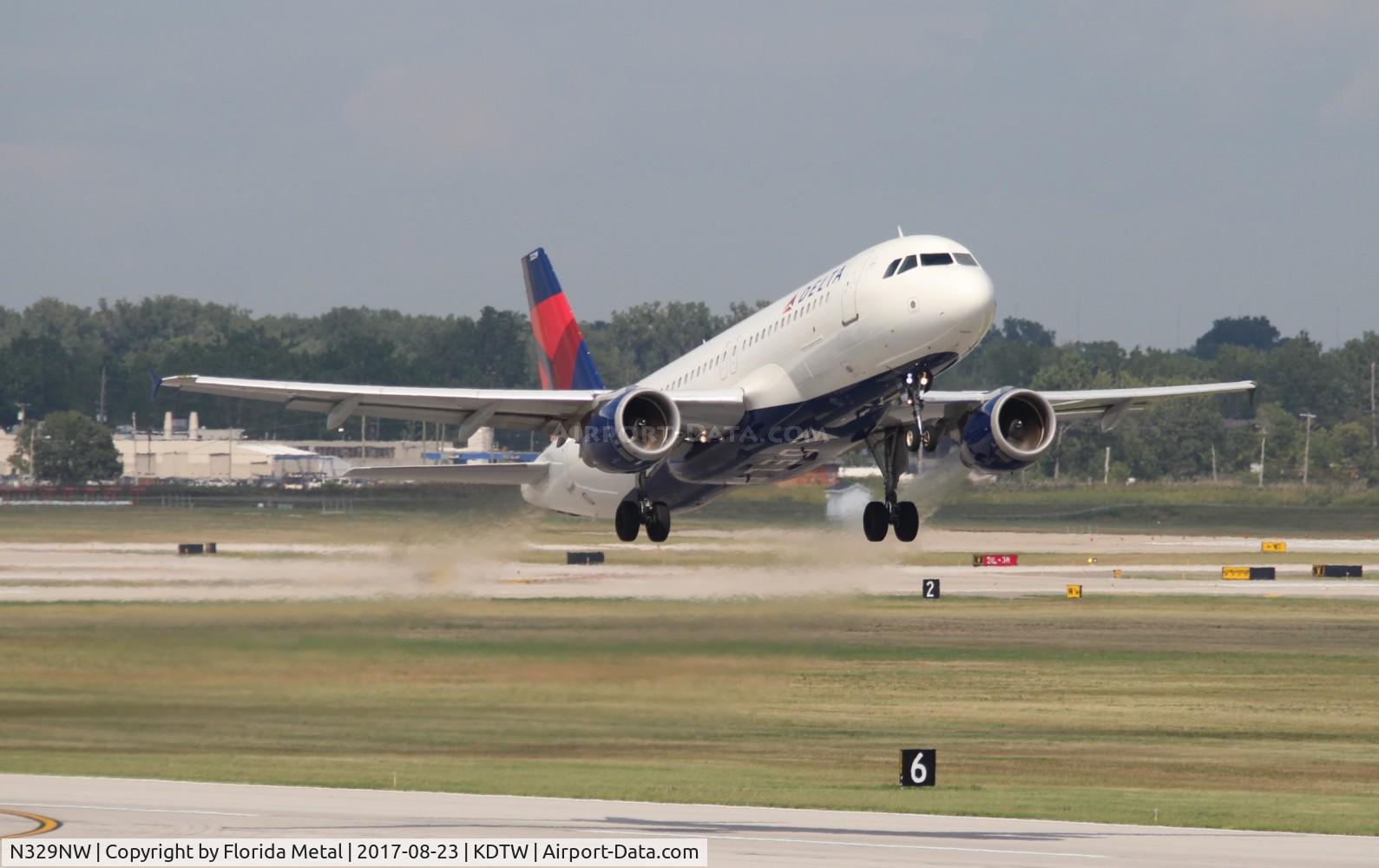 N329NW, 1992 Airbus A320-211 C/N 306, DTW 2017