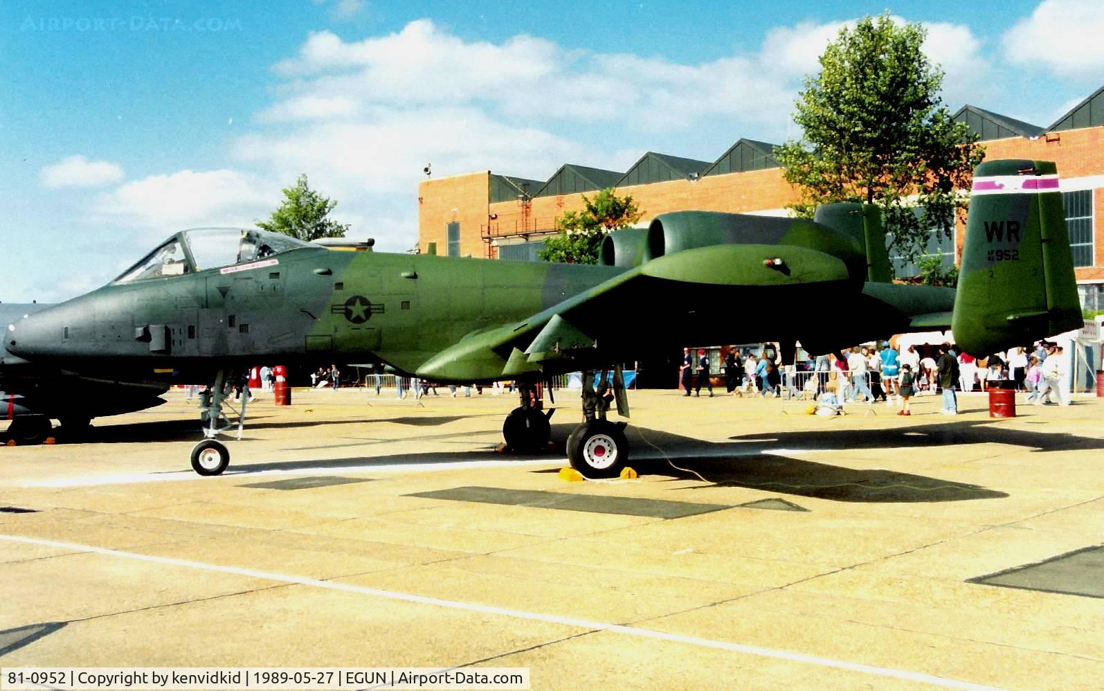 81-0952, 1981 Fairchild Republic A-10A Thunderbolt II C/N A10-0647, At the 1989 Mildenhall Air Fete.