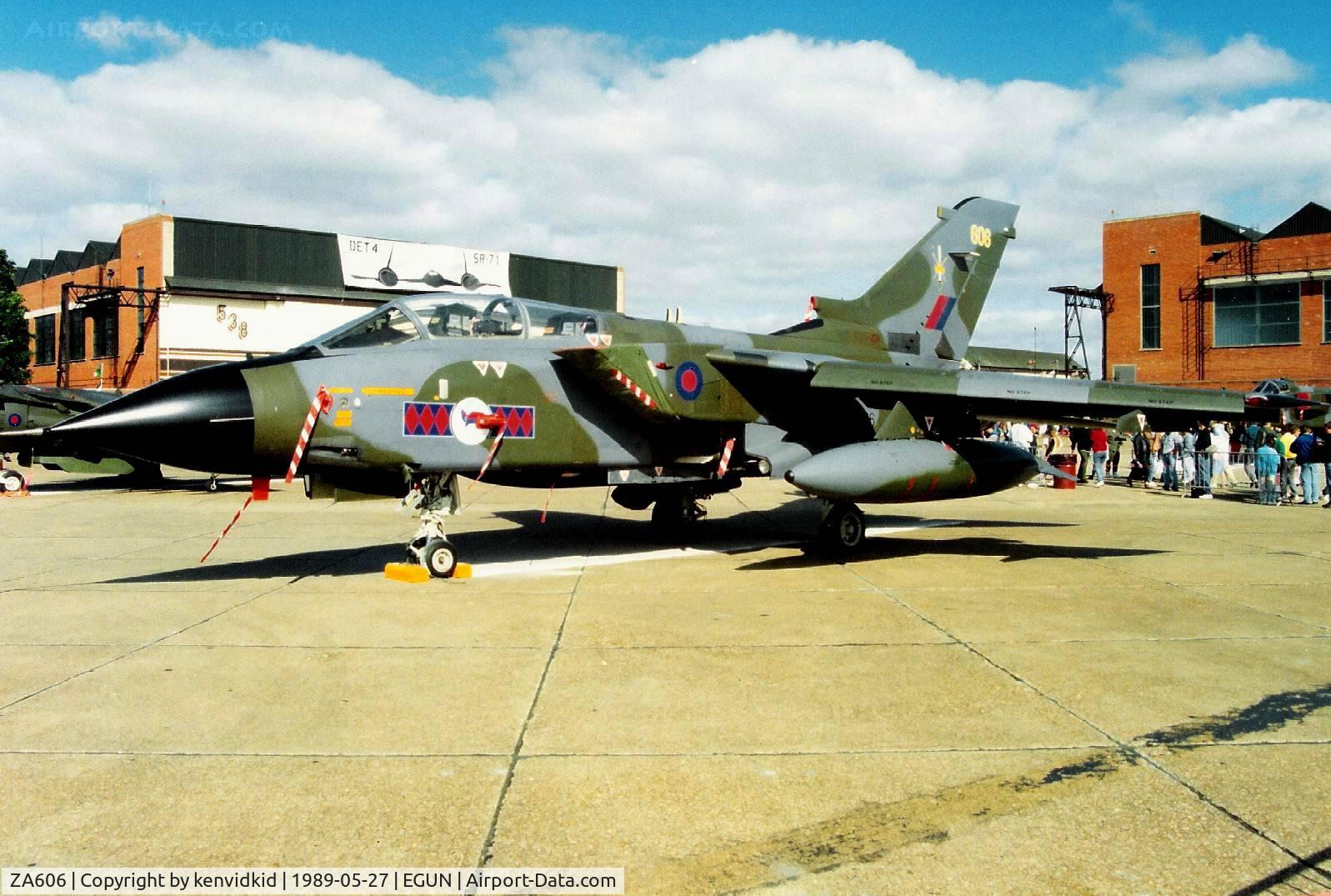 ZA606, 1982 Panavia Tornado GR.1 C/N 136/BS043/3070, At the 1989 Mildenhall Air Fete.