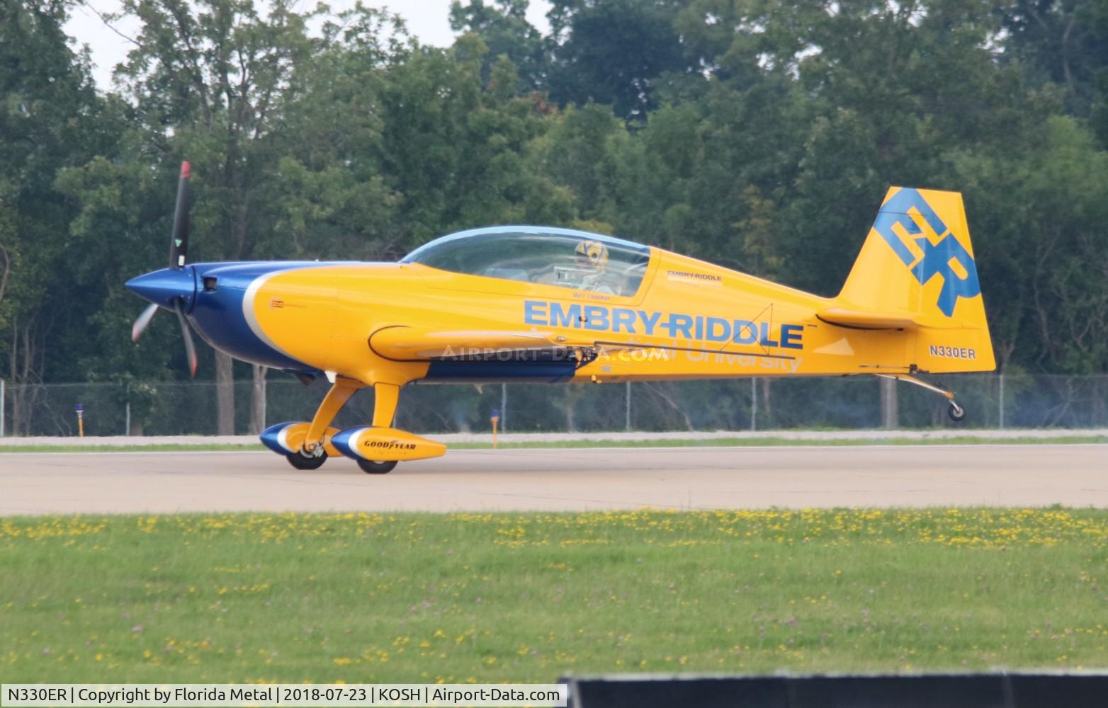 N330ER, 2015 Extra EA-300LC C/N LC044, OSH 2018
