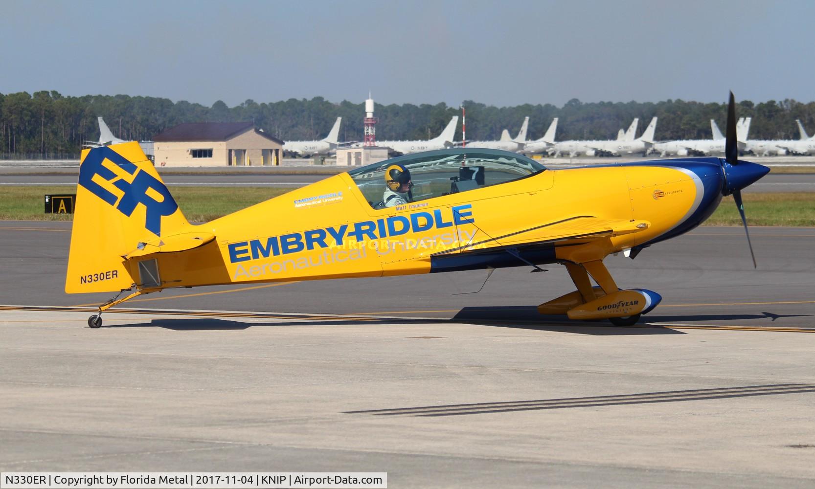 N330ER, 2015 Extra EA-300LC C/N LC044, NAS JAX 2017