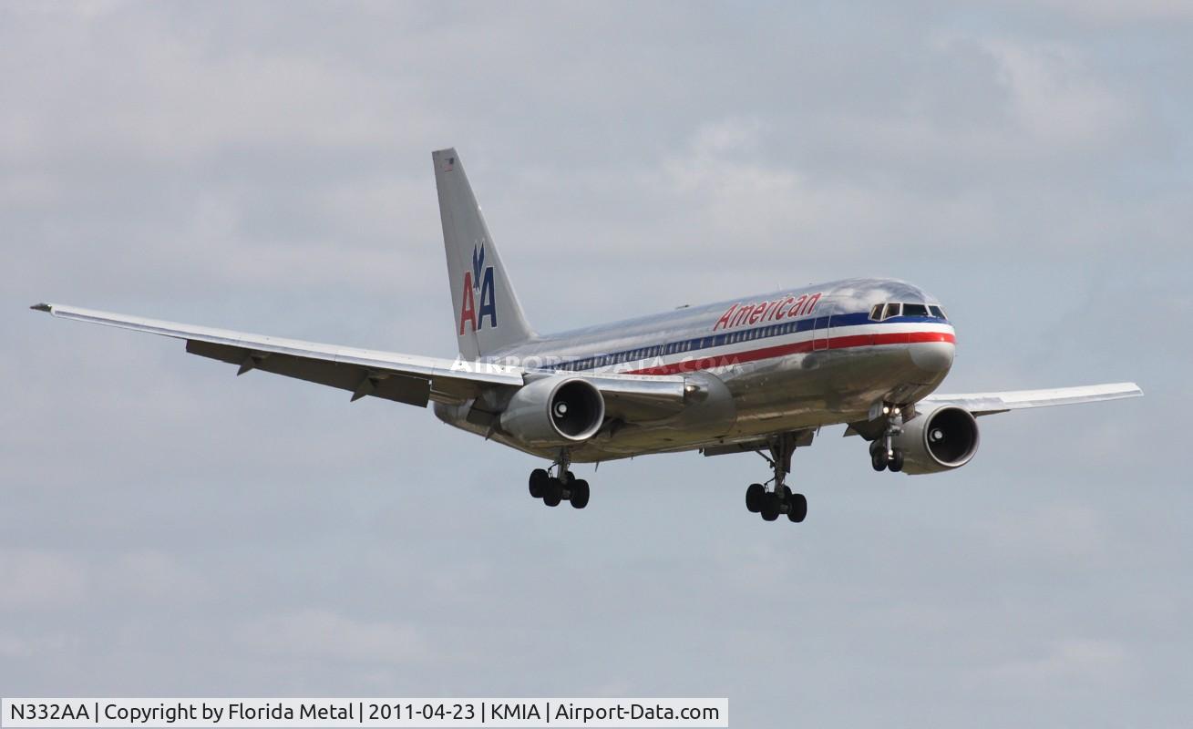 N332AA, 1987 Boeing 767-223 C/N 22331, MIA 2011