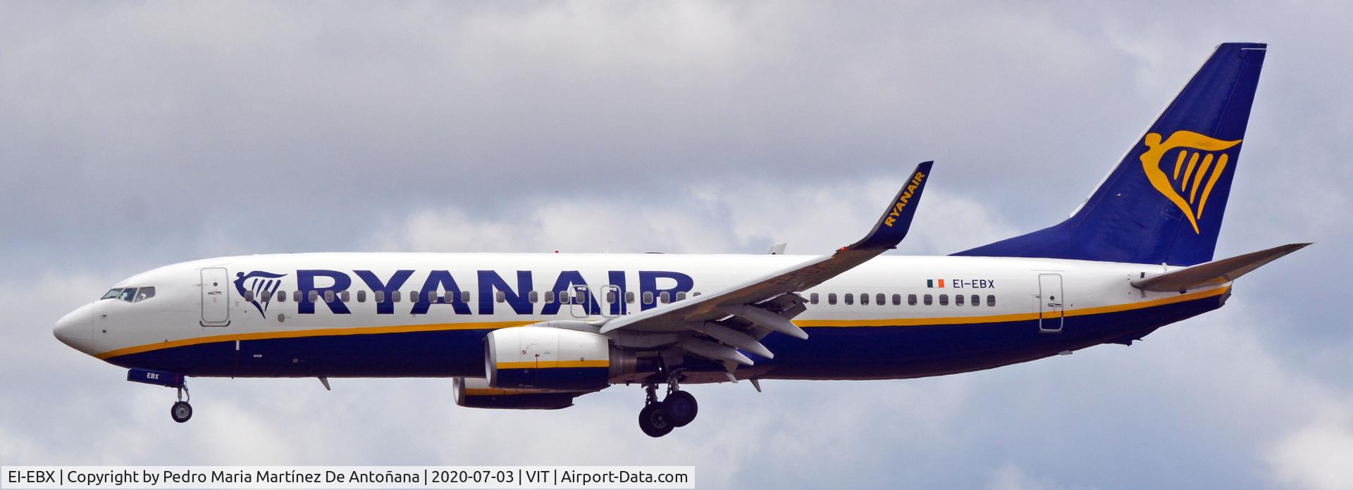 EI-EBX, 2009 Boeing 737-8AS C/N 35007, Aeropuerto de Foronda - Vitoria-Gasteiz - Euskadi - España