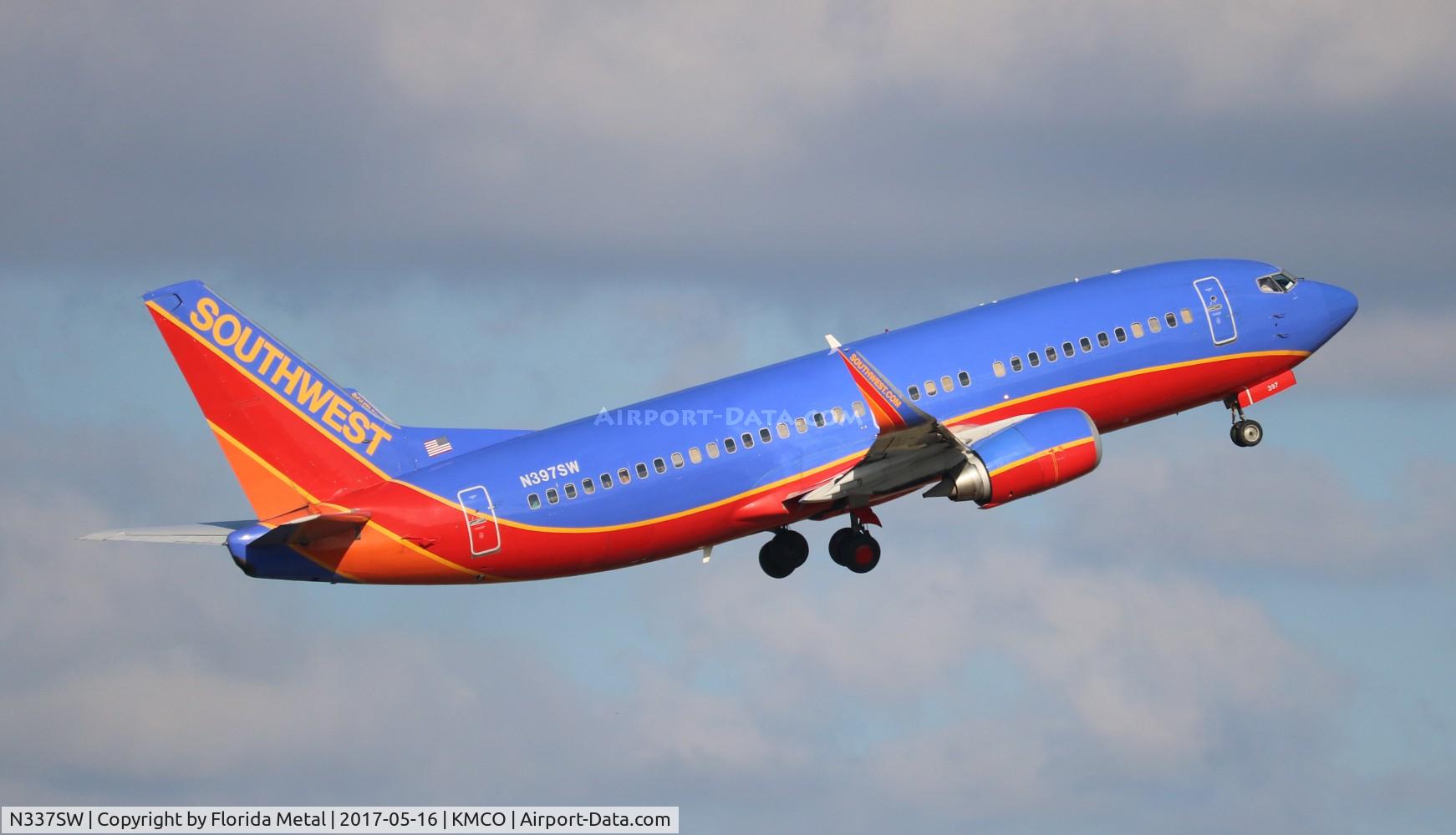 N337SW, 1988 Boeing 737-3H4 C/N 23959, MCO 2017