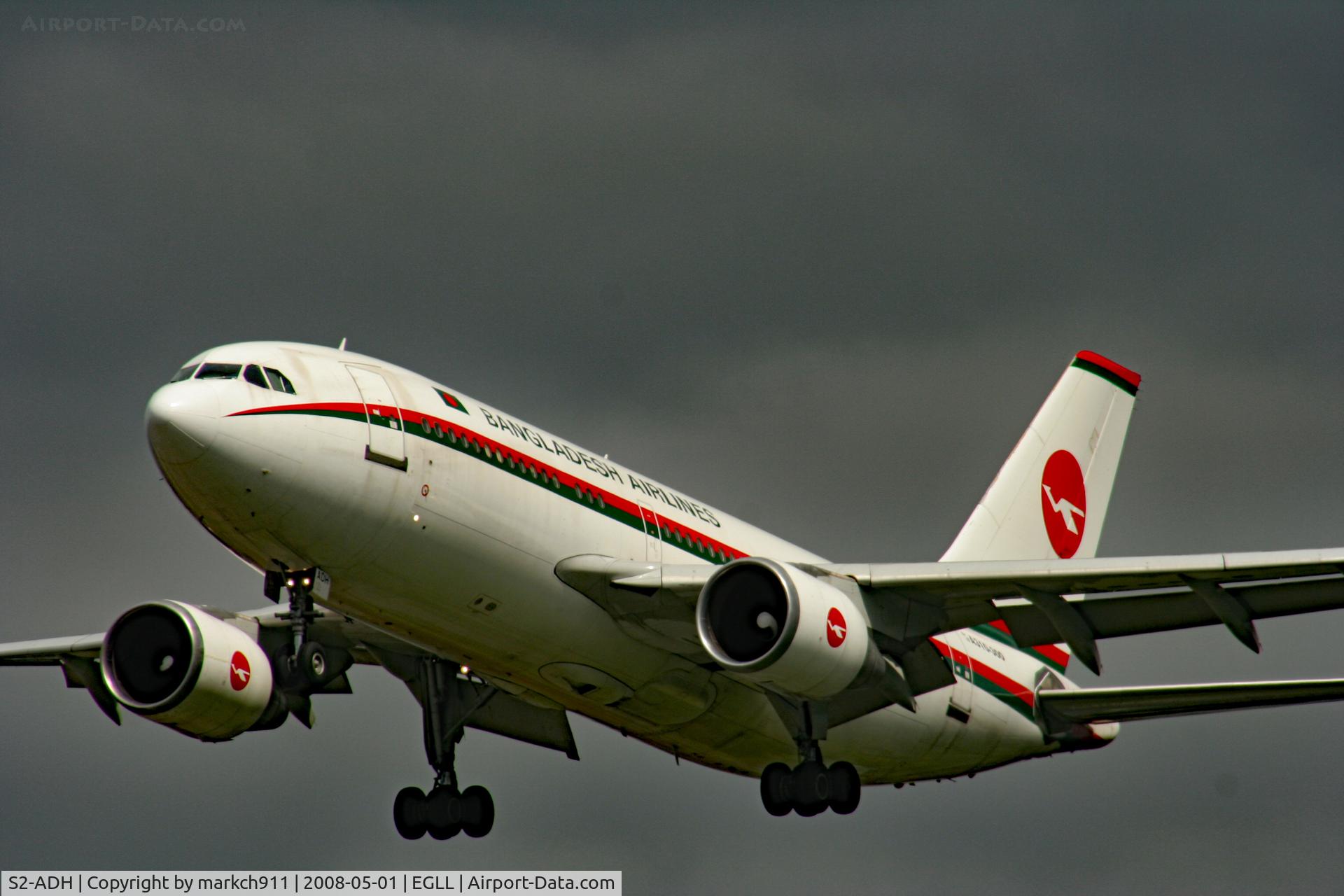 S2-ADH, 1992 Airbus A310-325/ET C/N 650, short finals