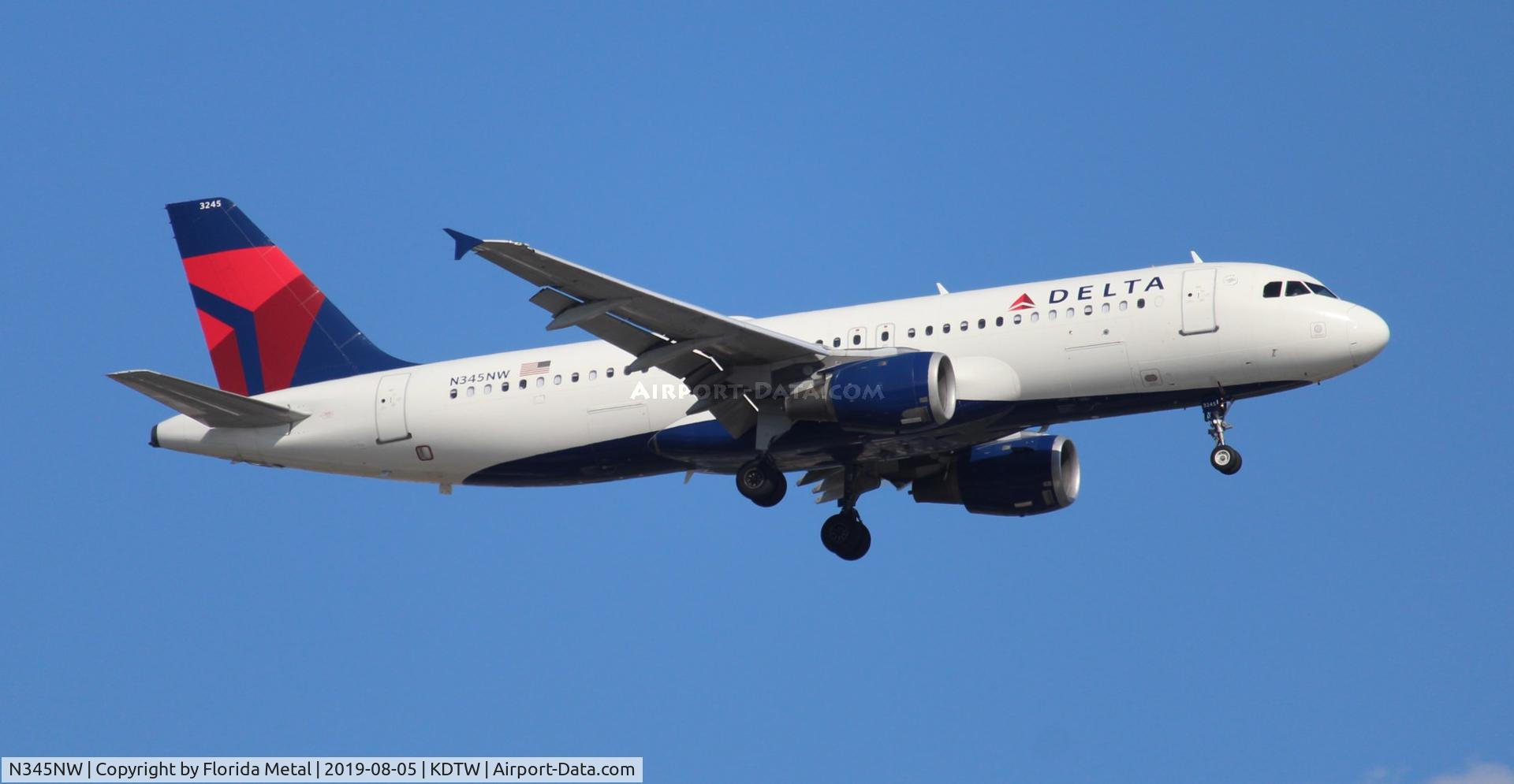 N345NW, 1993 Airbus A320-212 C/N 399, DTW 2019
