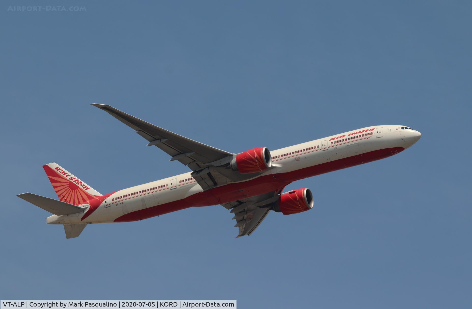VT-ALP, 2009 Boeing 777-337/ER C/N 36314, Boeing 777-337/ER